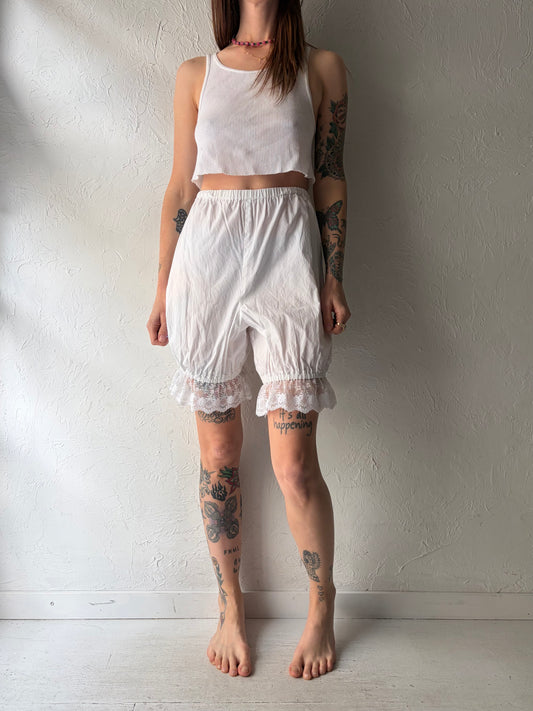Vintage White Cottage Core Bloomers / Small