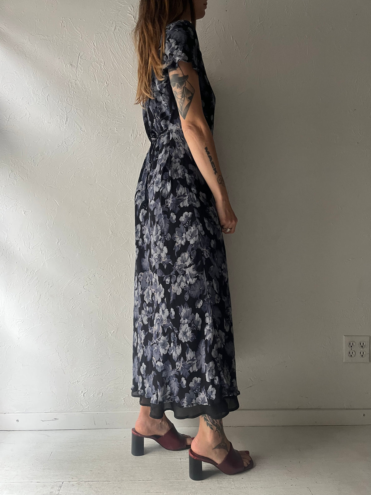 90s 'Jones & Co' Blue Floral Romanic Grungecore Goth Maxi Dress / Medium