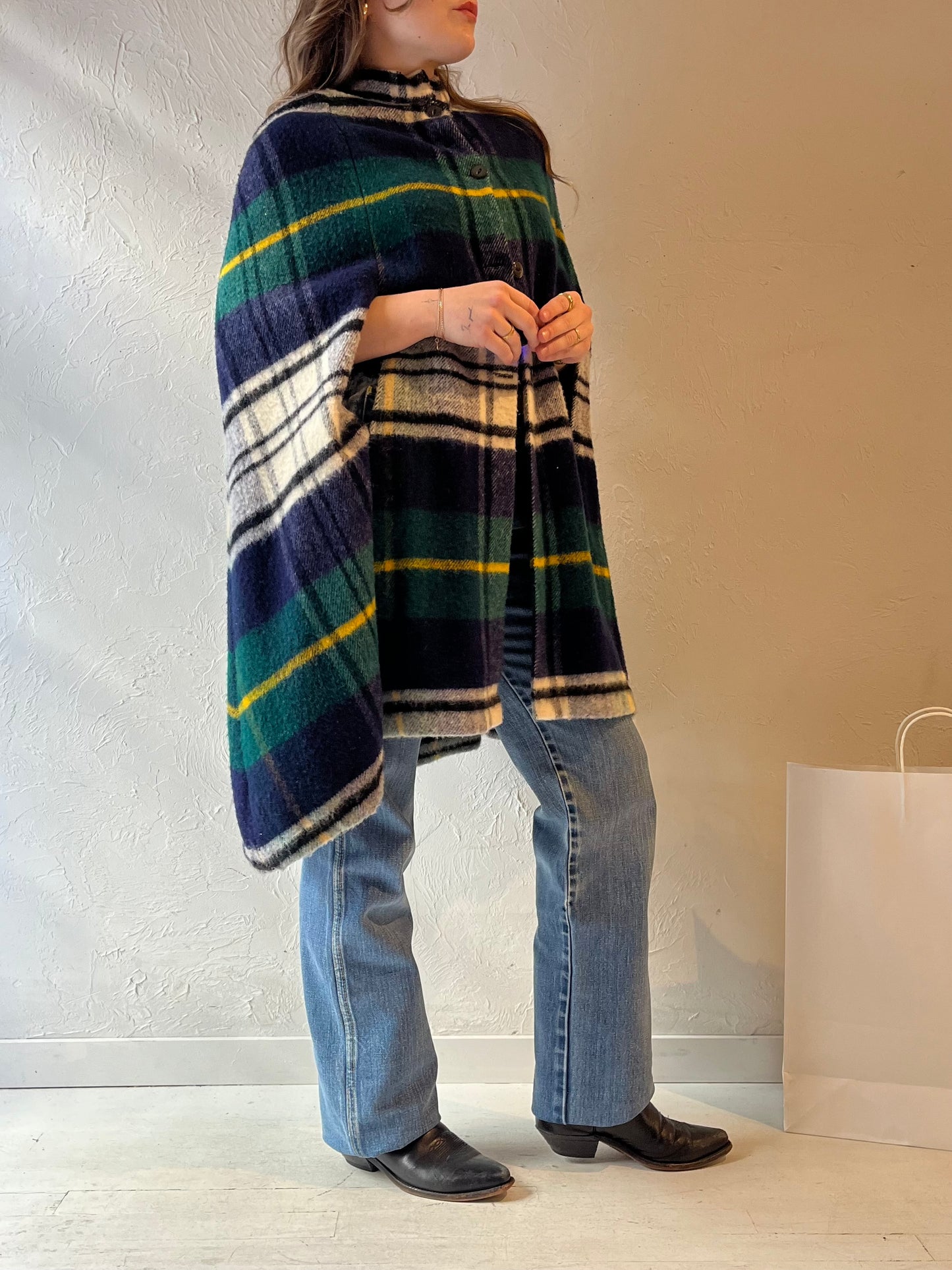 80s ‘Kayso’ Plaid Wool Cape / One Size