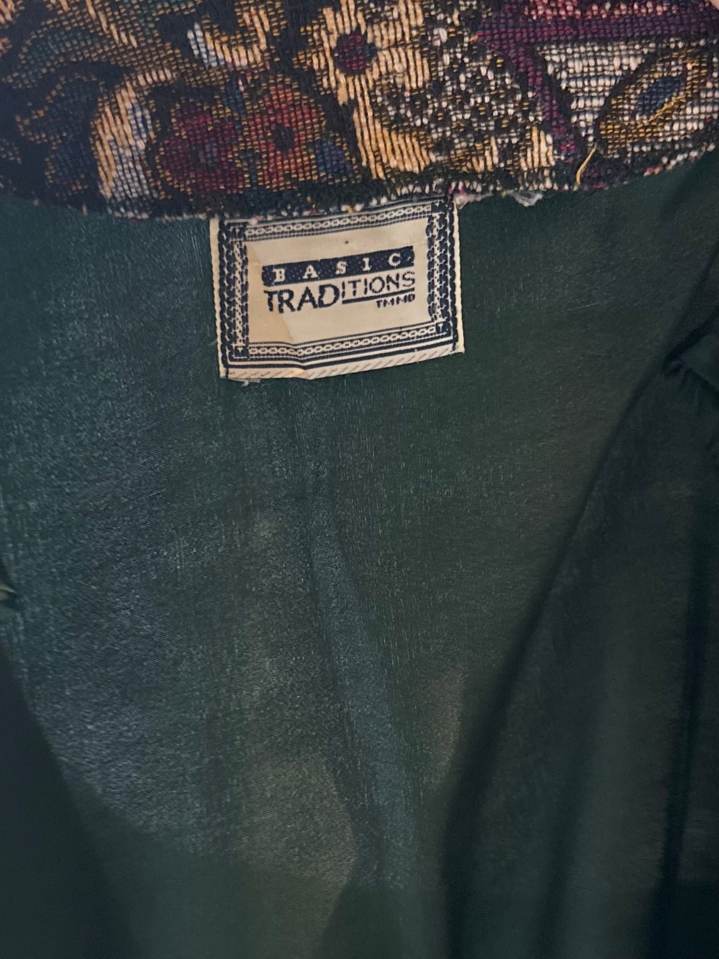 90s 'Basic Traditions' Floral Tapestry Vest / Large