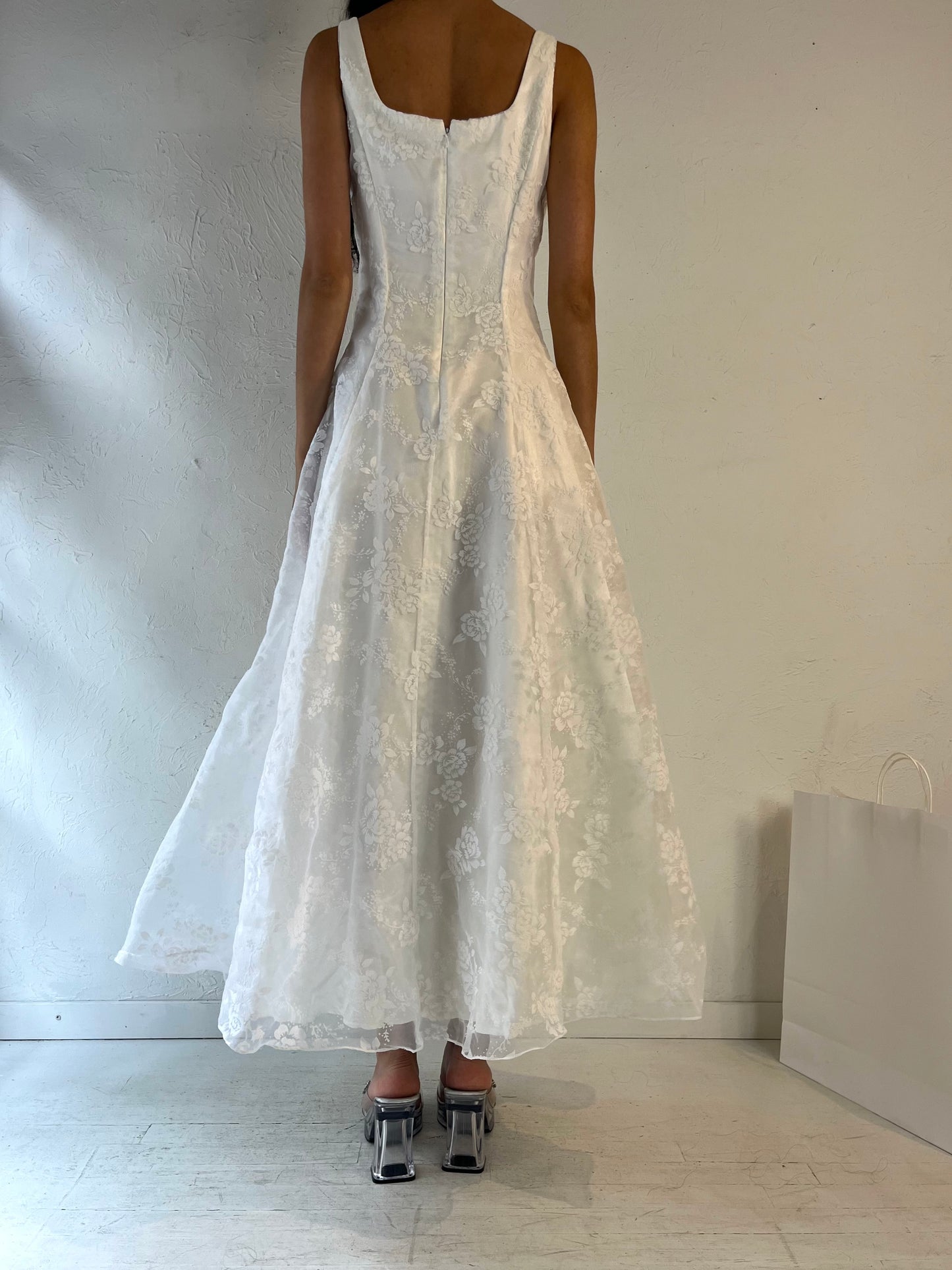 90s 'Jessica McClintock' White Burnt Velvet Wedding Dress / Small