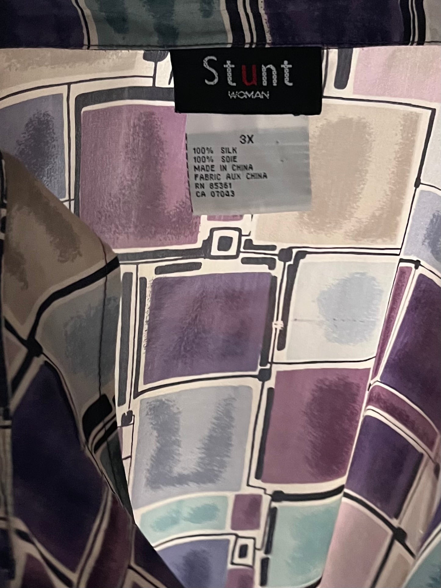90s 'Stunt Woman' Oversized Retro Patterned Silk Top / XL
