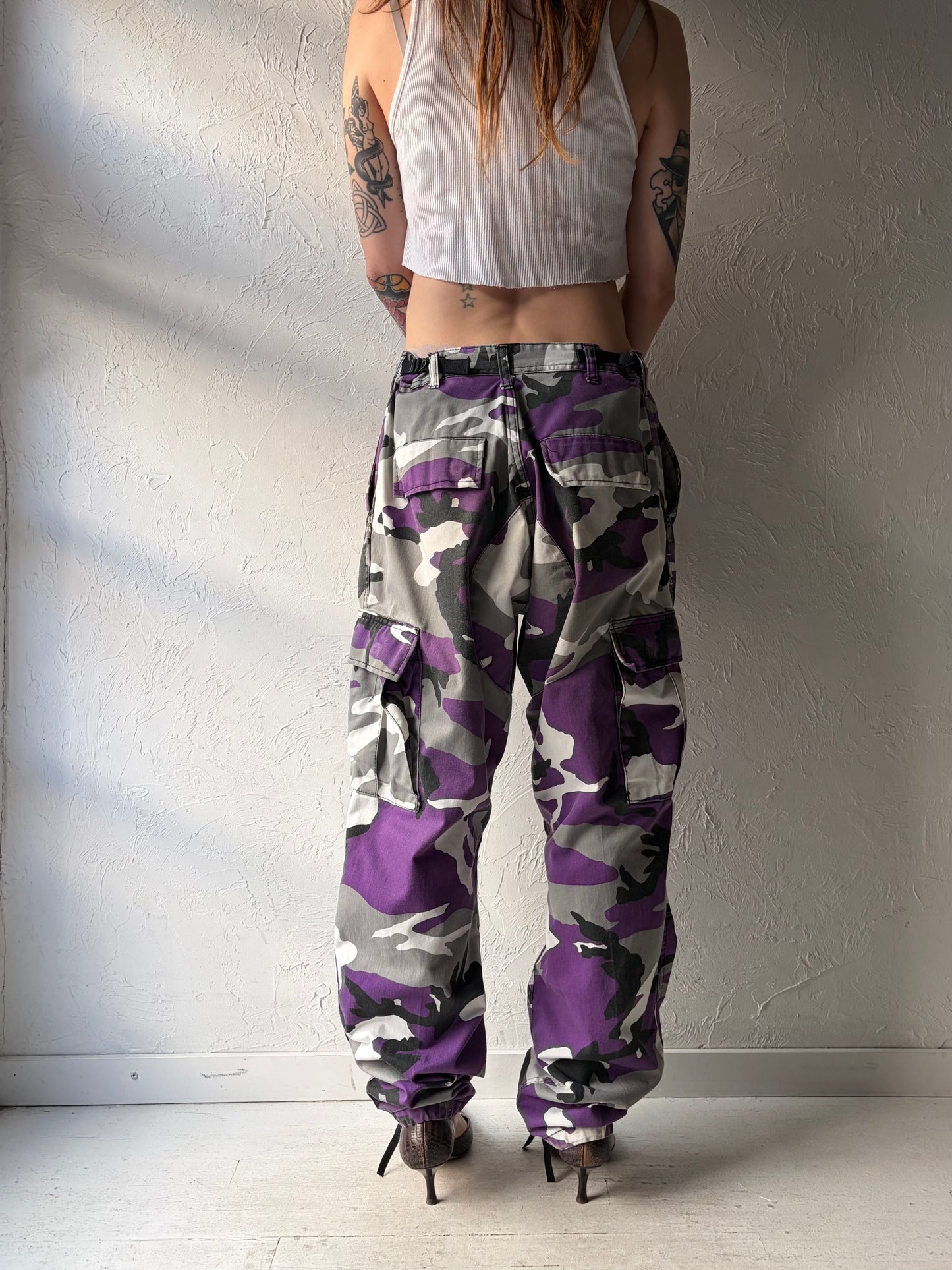 Y2K Authentic Army Purple Camouflage Pants / Vintage 2000s Military Streetwear Grunge Workwear Pants / Medium
