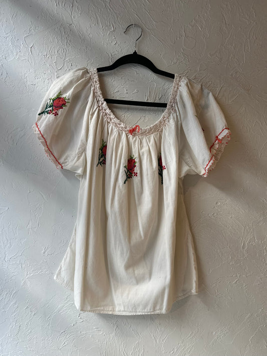 70s Needlepoint Top / Small