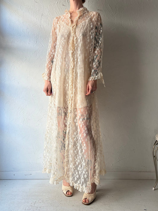 60s 'Linda Lingerie' Cream Lacey Long Sleeve Peignoir Robe /  Medium