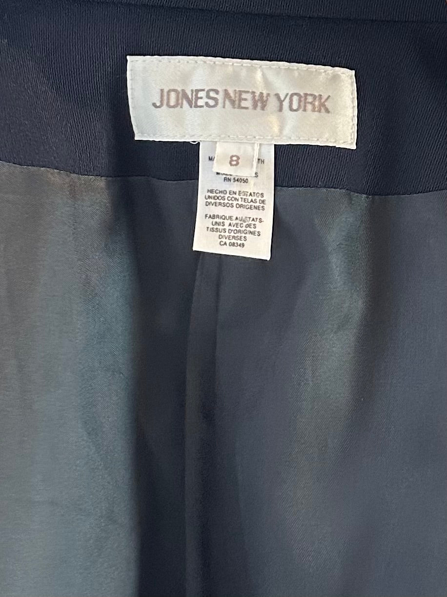 90s ‘Jones New York’ Navy Blazer Jacket / Medium