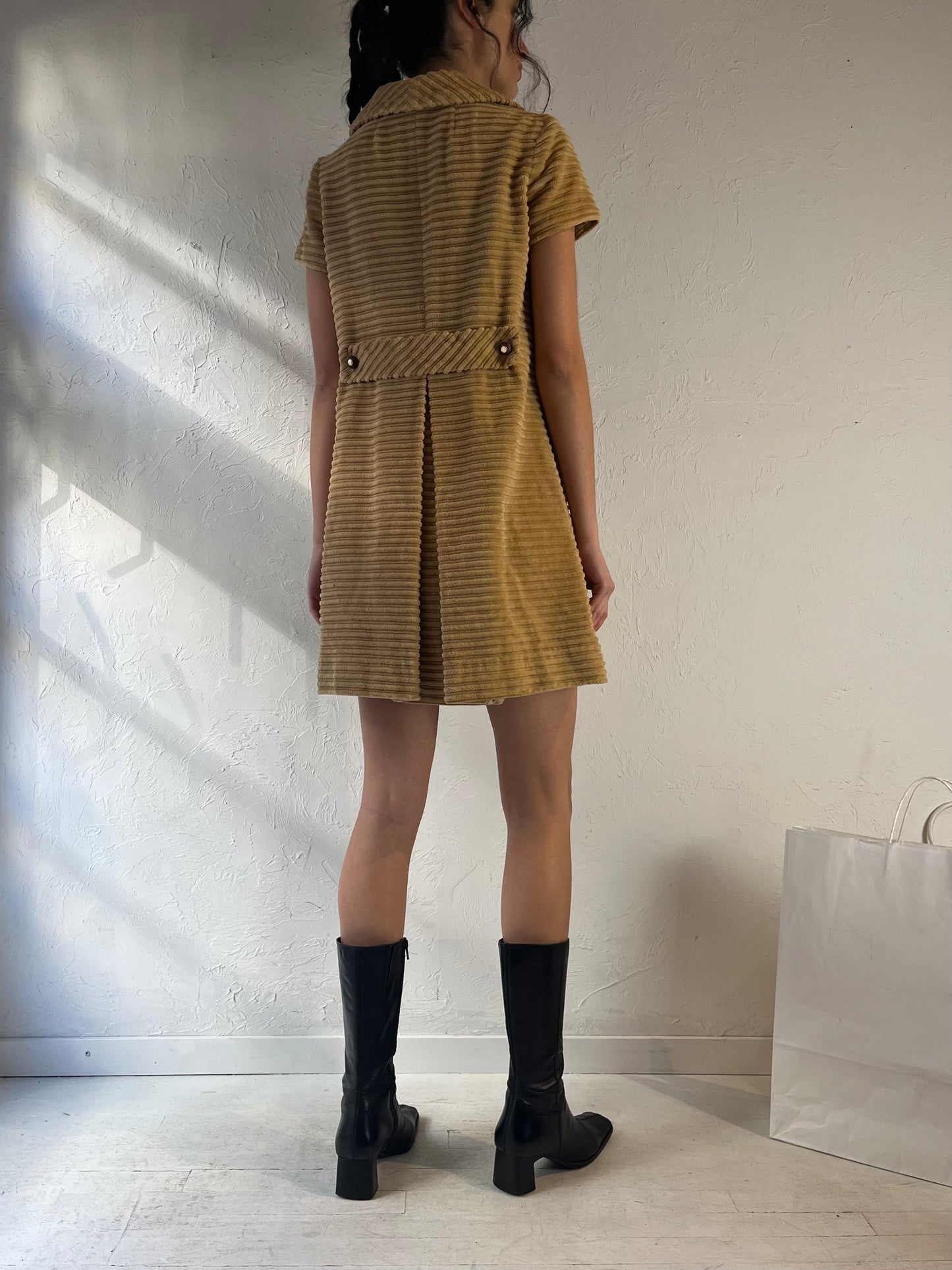 70s ‘Sue Brett’ Beige Corduroy Dress / Small