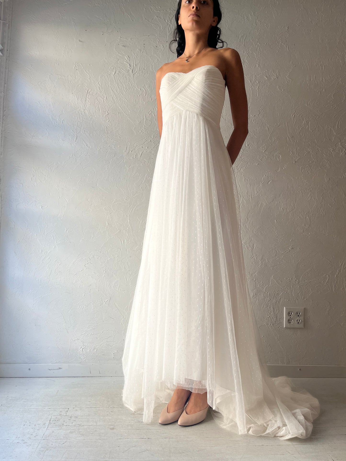 Y2k 'Galina' White Strapless Formal Dress Gown / Small
