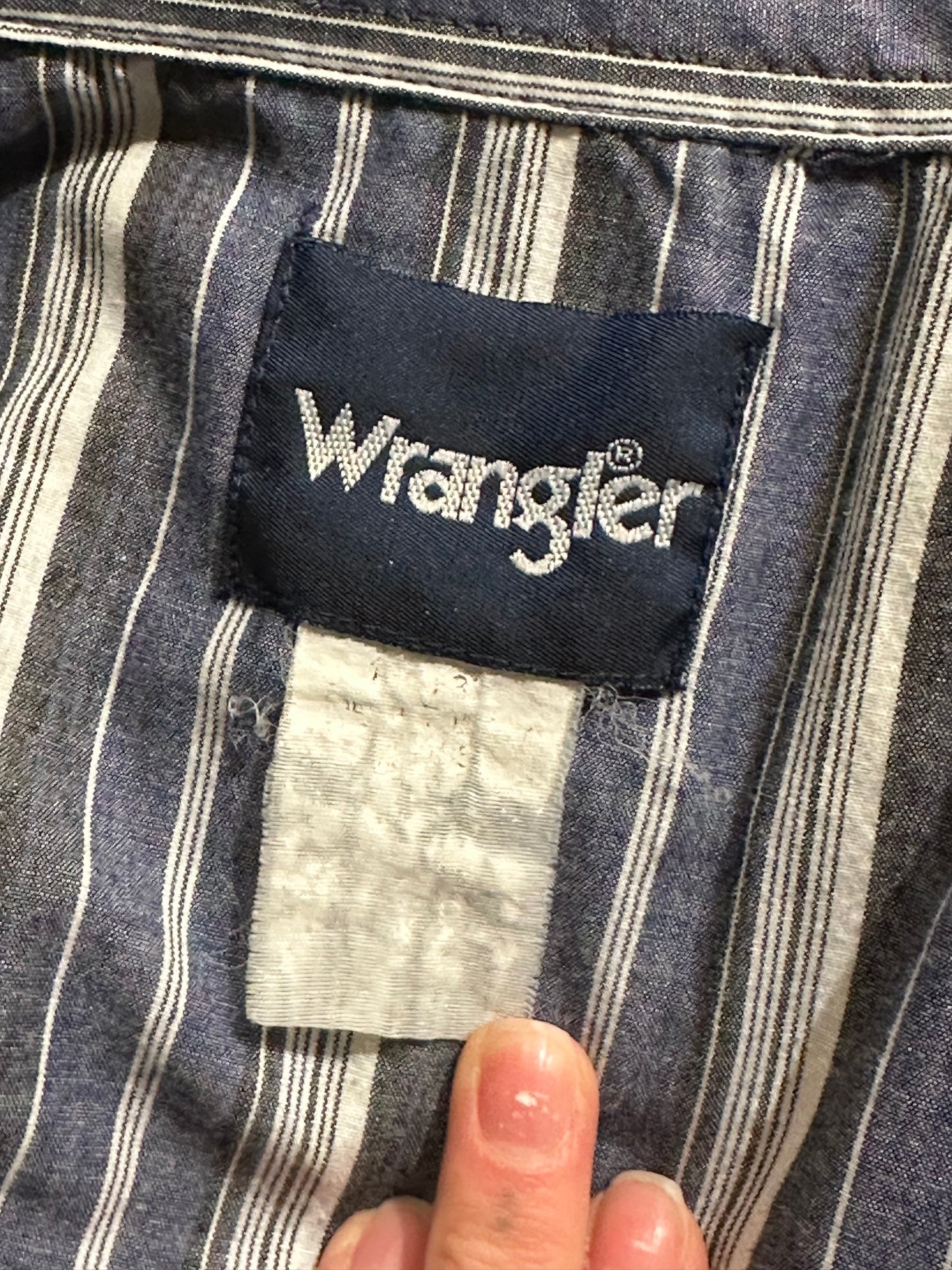 90s ‘Wrangler’ Striped Pearl Snap Shirt / XL