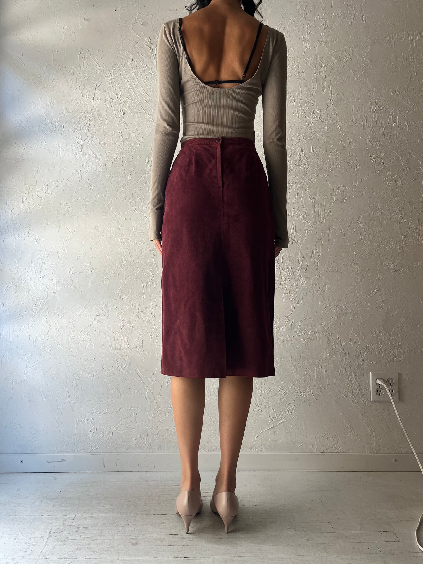 Vintage Burgundy Suede Leather Pencil Skirt / Small