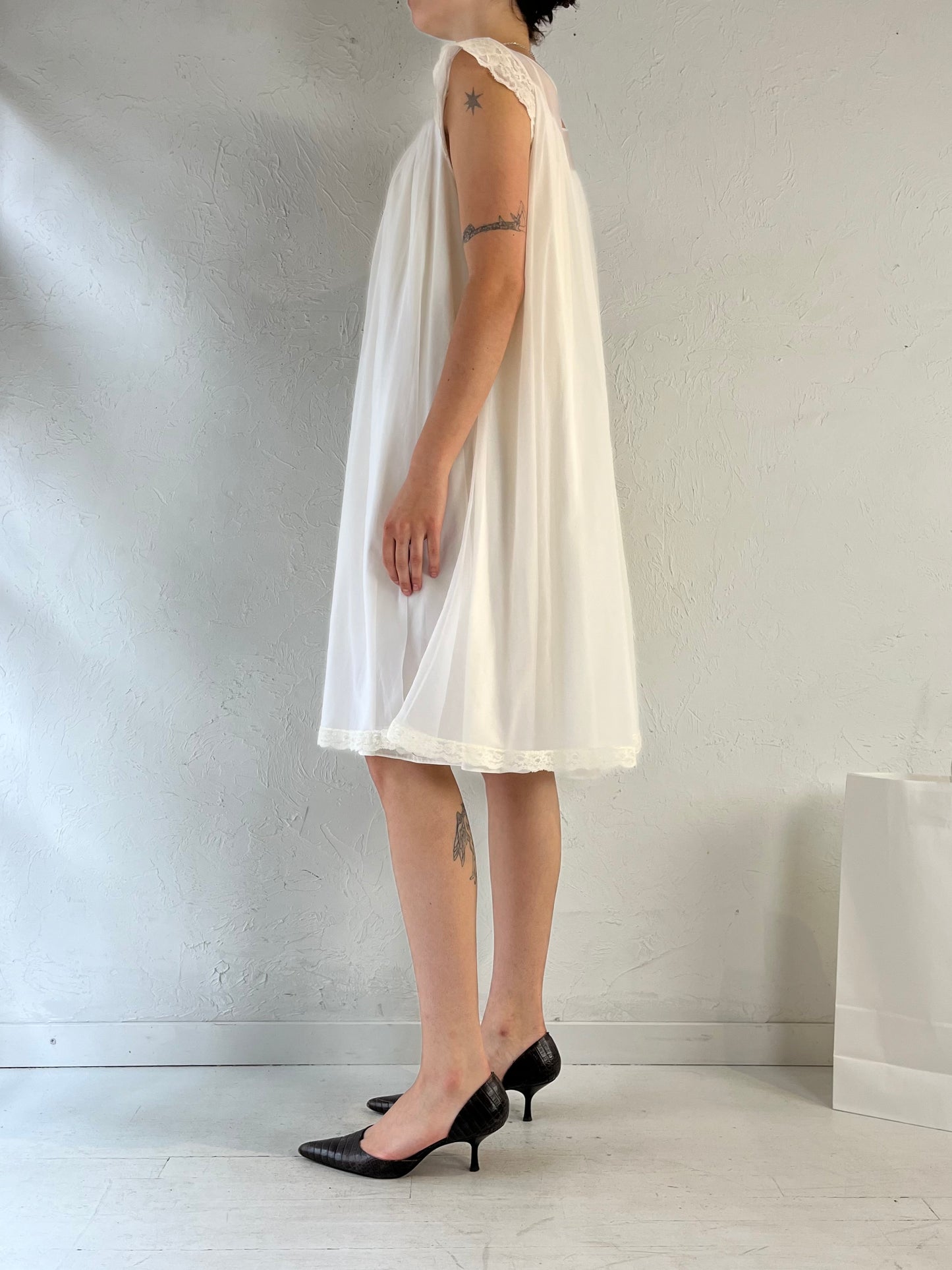 80s 'Shadowline' White Nylon Night Dress / Medium