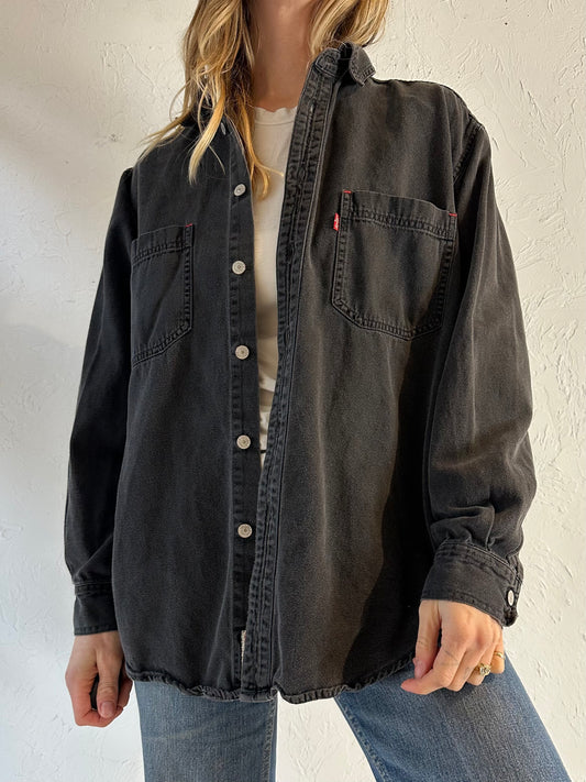 Y2K ‘Levi’s’ Button Up Denim Shirt / Medium