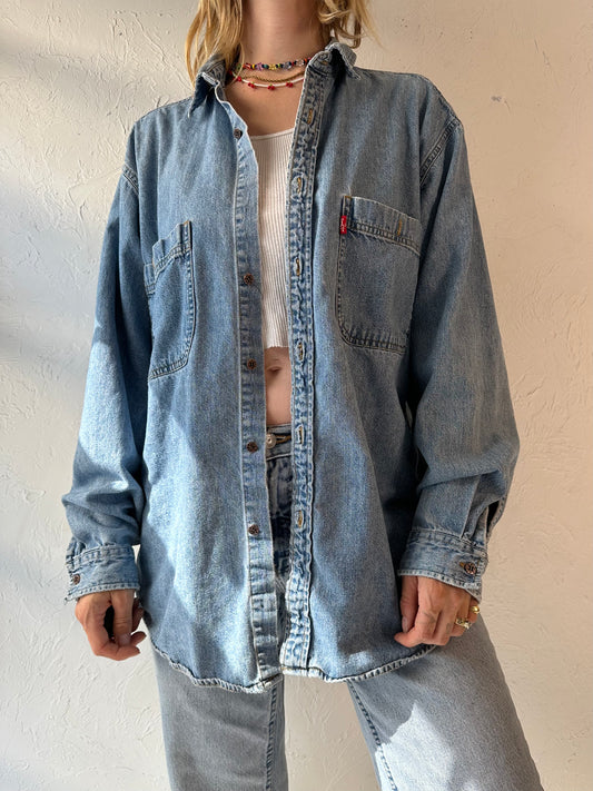 90s 'Levis' Button Up Denim Shirt / Large