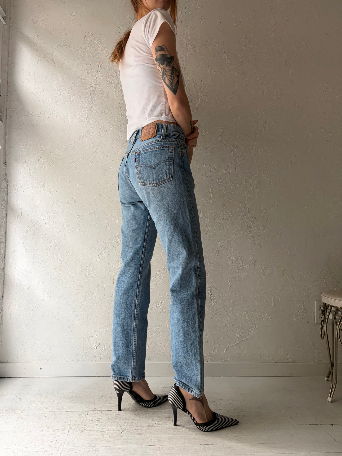 90s ‘Levi’s’ 501 Jeans / Made in USA / 26