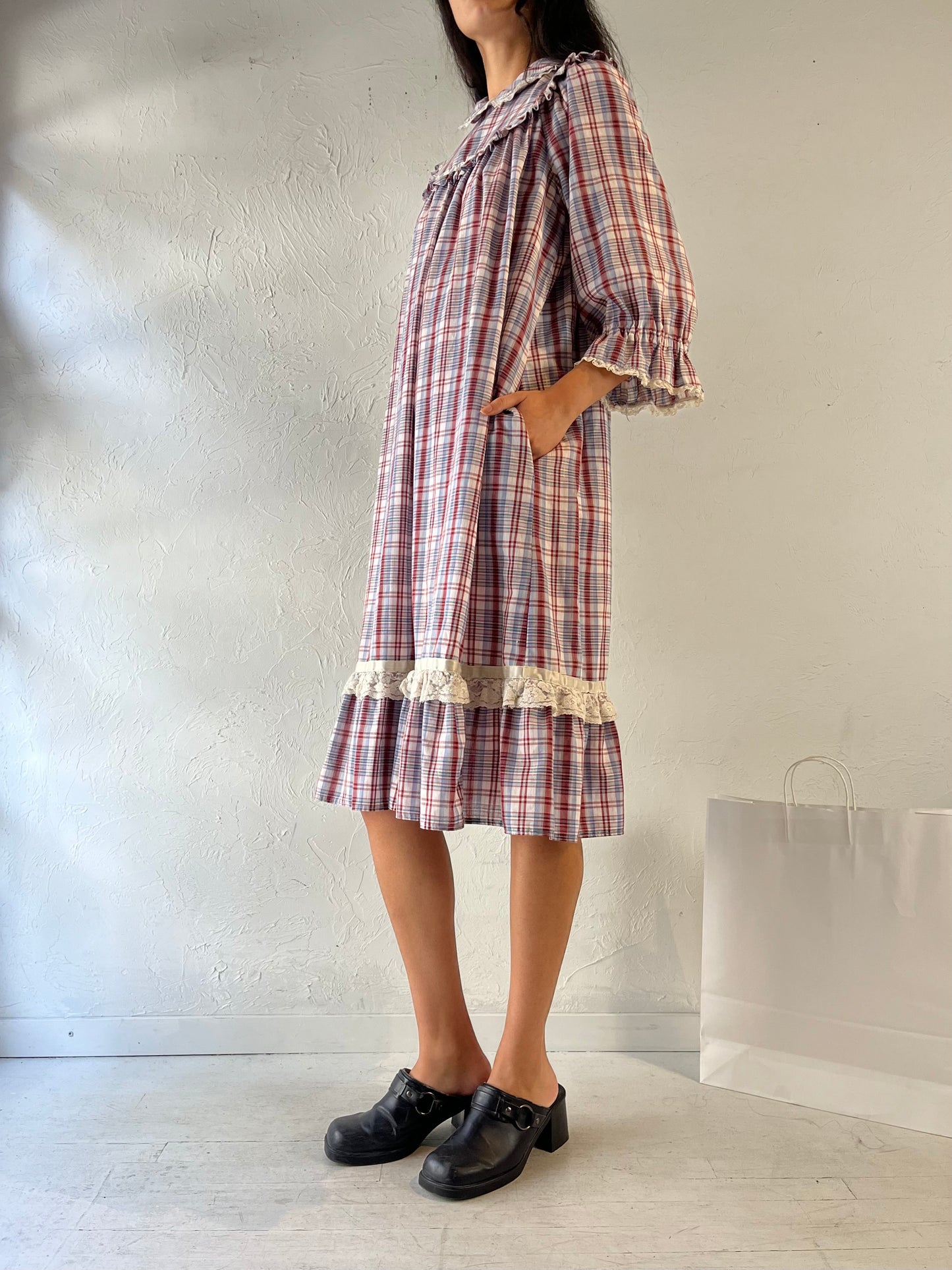 Vintage Handmade Plaid Peasant Dress / Medium