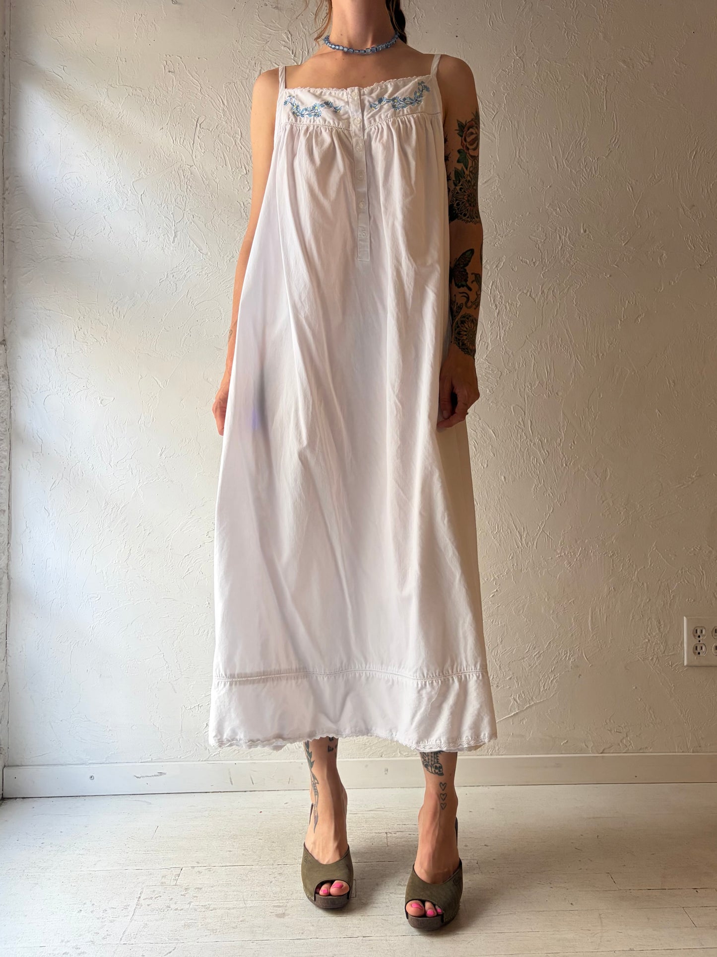 Y2k 'Cabernet' White Cotton Embroidered Dress / XL