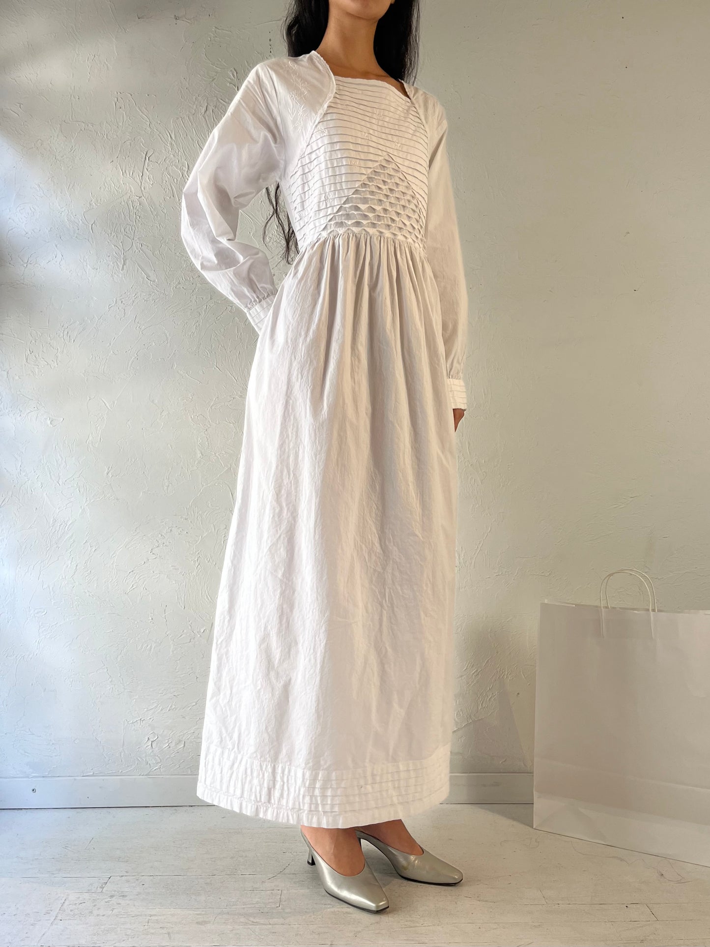 90s ‘Dressed in White’ Long Sleeve Cotton Dress / XL