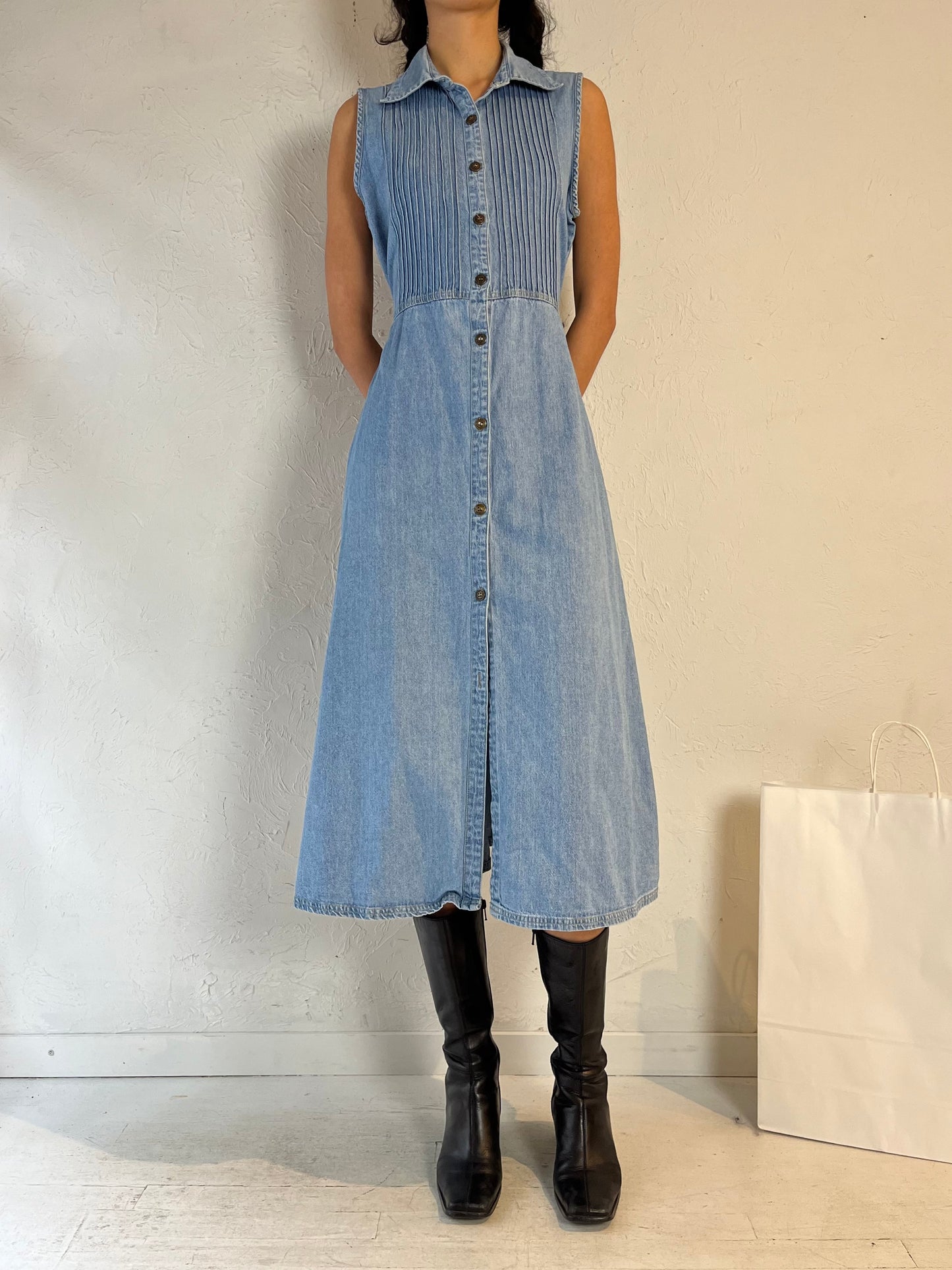 90s ‘Cherokee’ Button Up Denim Dress / Medium