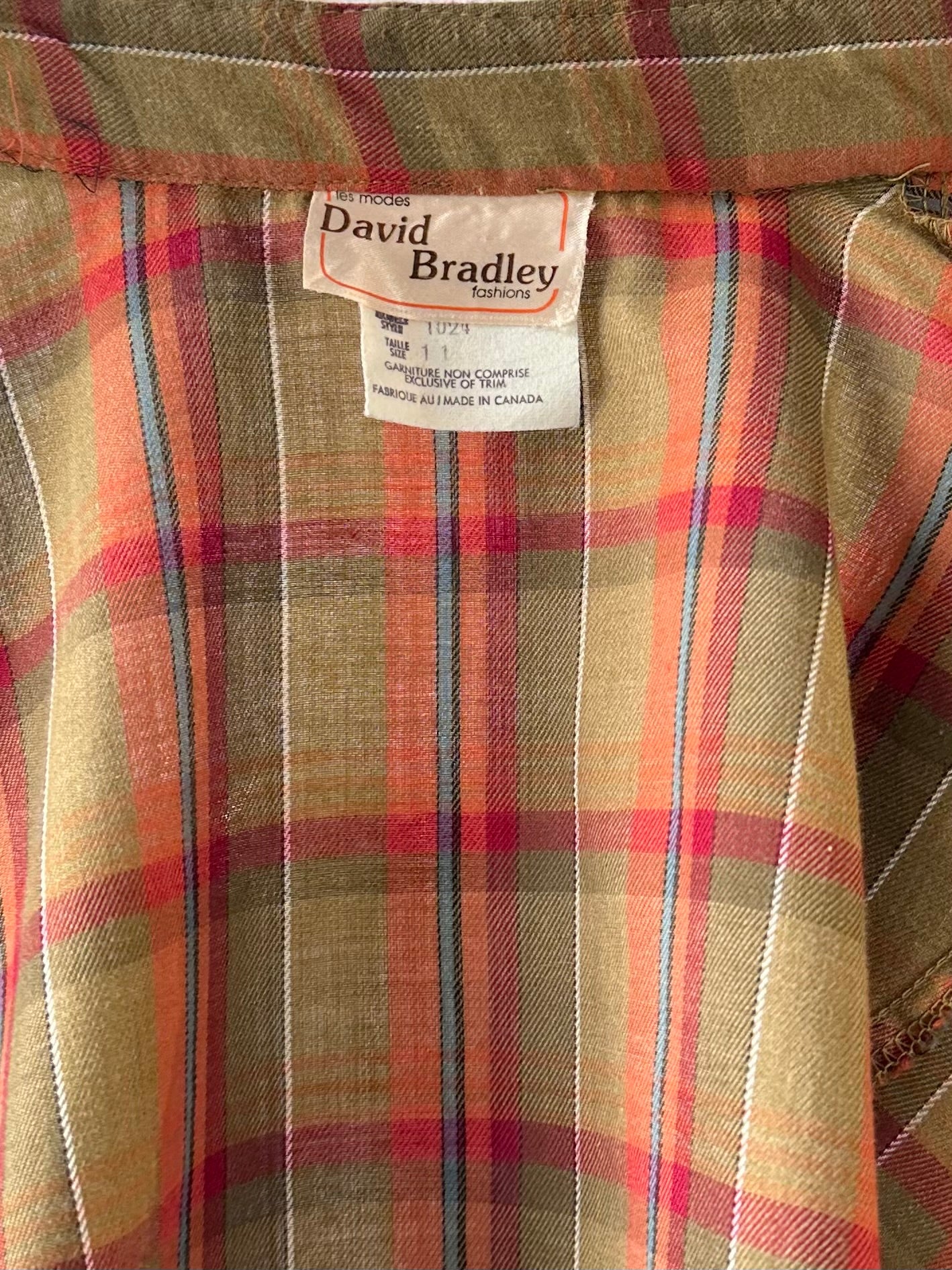 80s 'David Bradley' Plaid Puff Sleeve Blouse / Medium