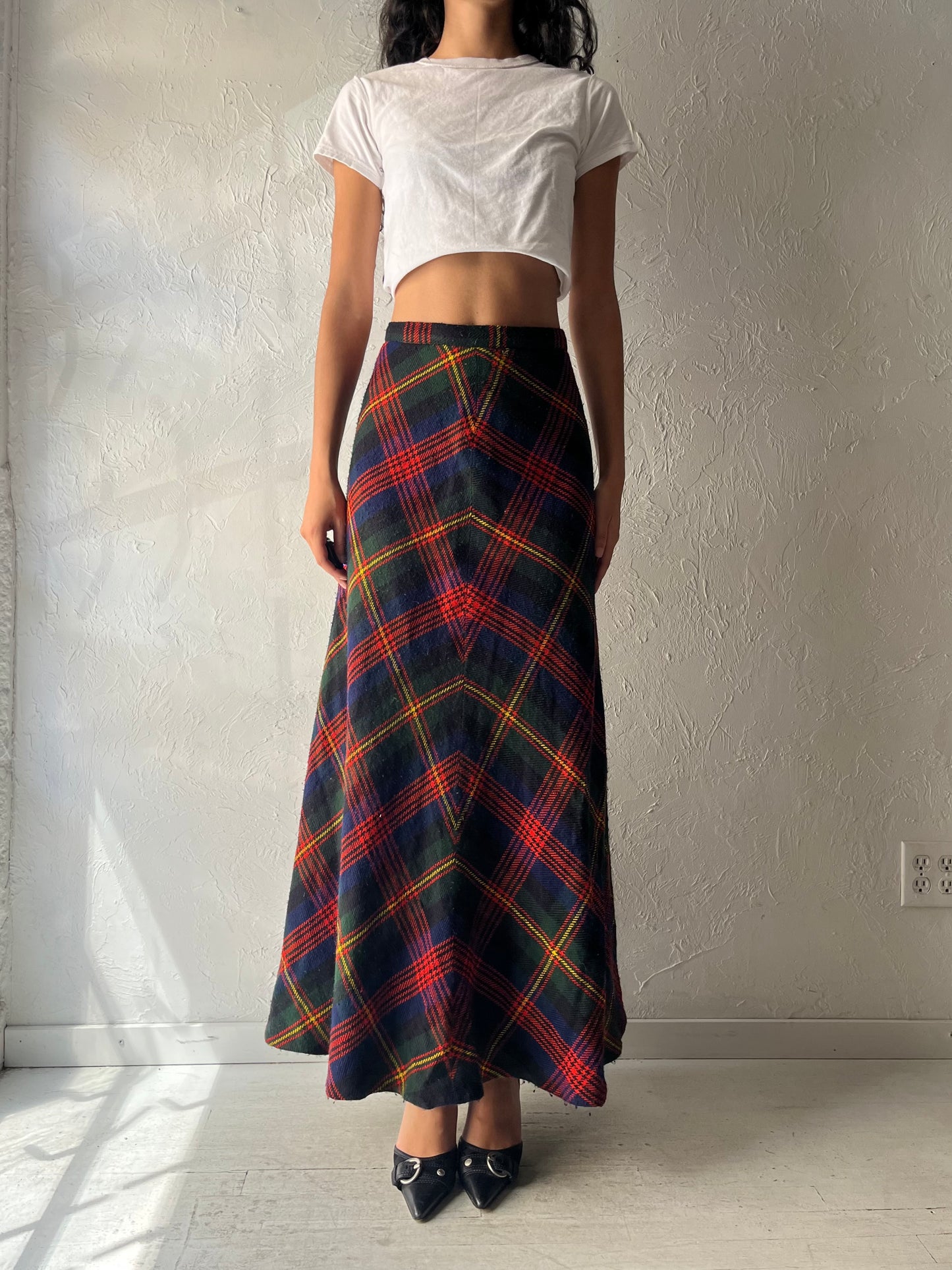 Vintage Plaid Knit Winter Maxi Skirt / Small