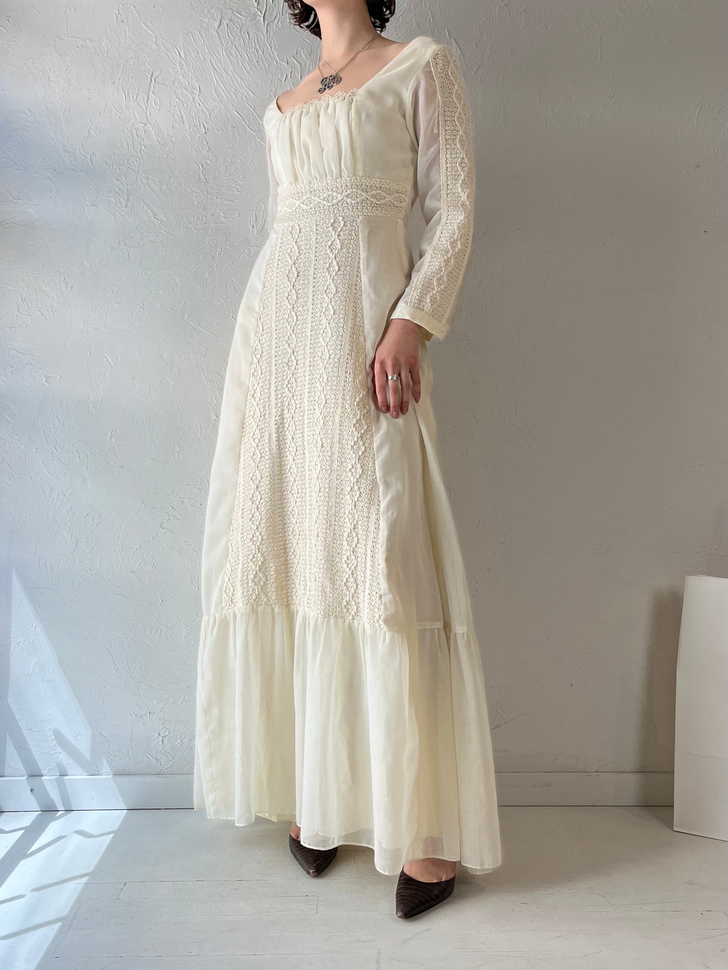 Vintage Cream Crochet Long Sleeve Maxi Dress / Small