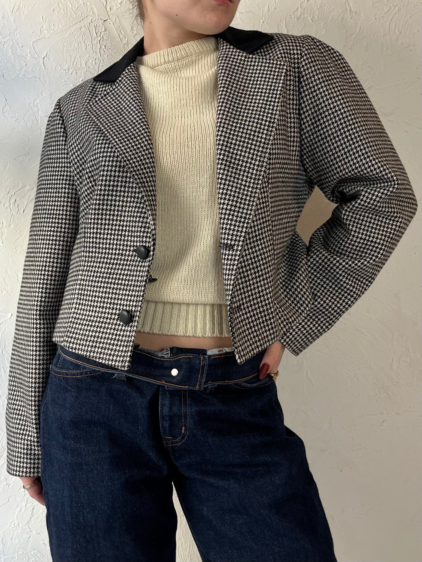 90s ‘Lana Lee’ Cropped Herringbone Blazer Jacket / Small