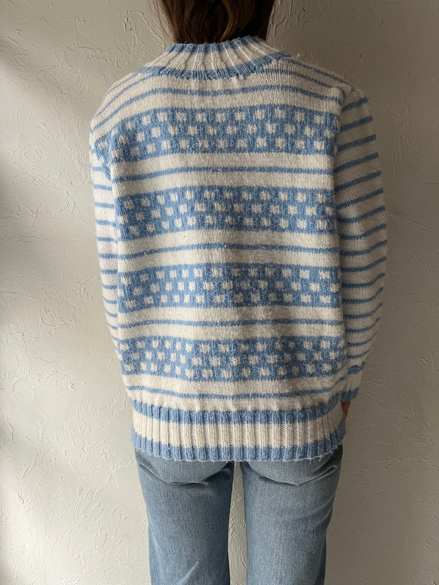 Vintage Hand Knit Synthetic Winter Sweater / Medium