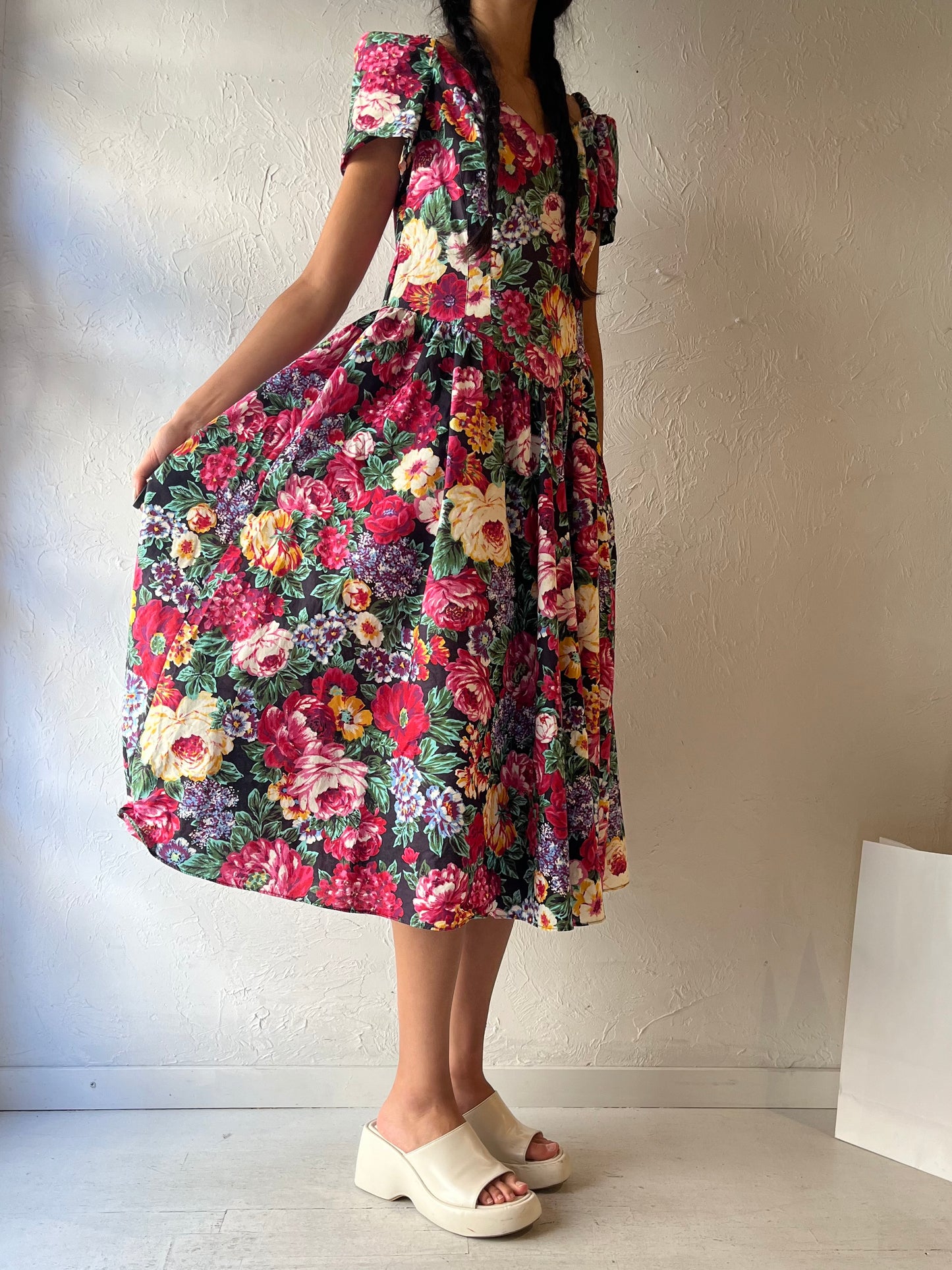 90s Floral Print Midi Dress / Medium