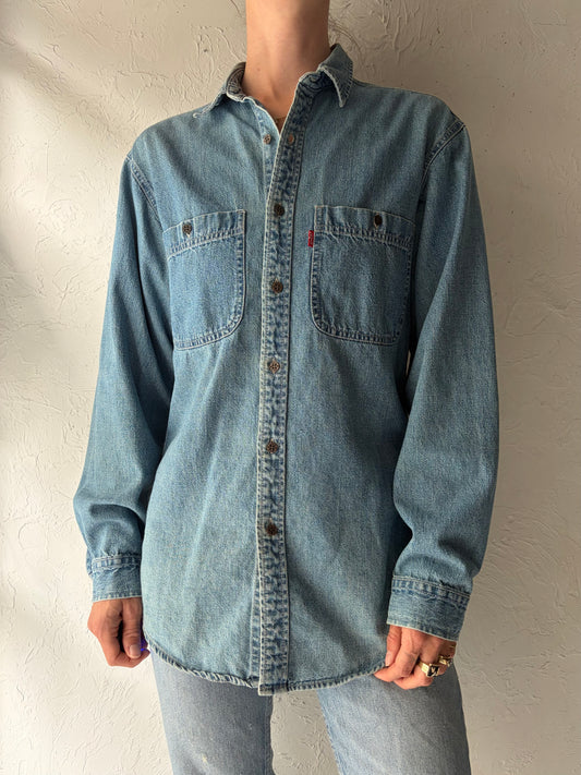 Vintage 'Levis' Denim Button Up Shirt / XS