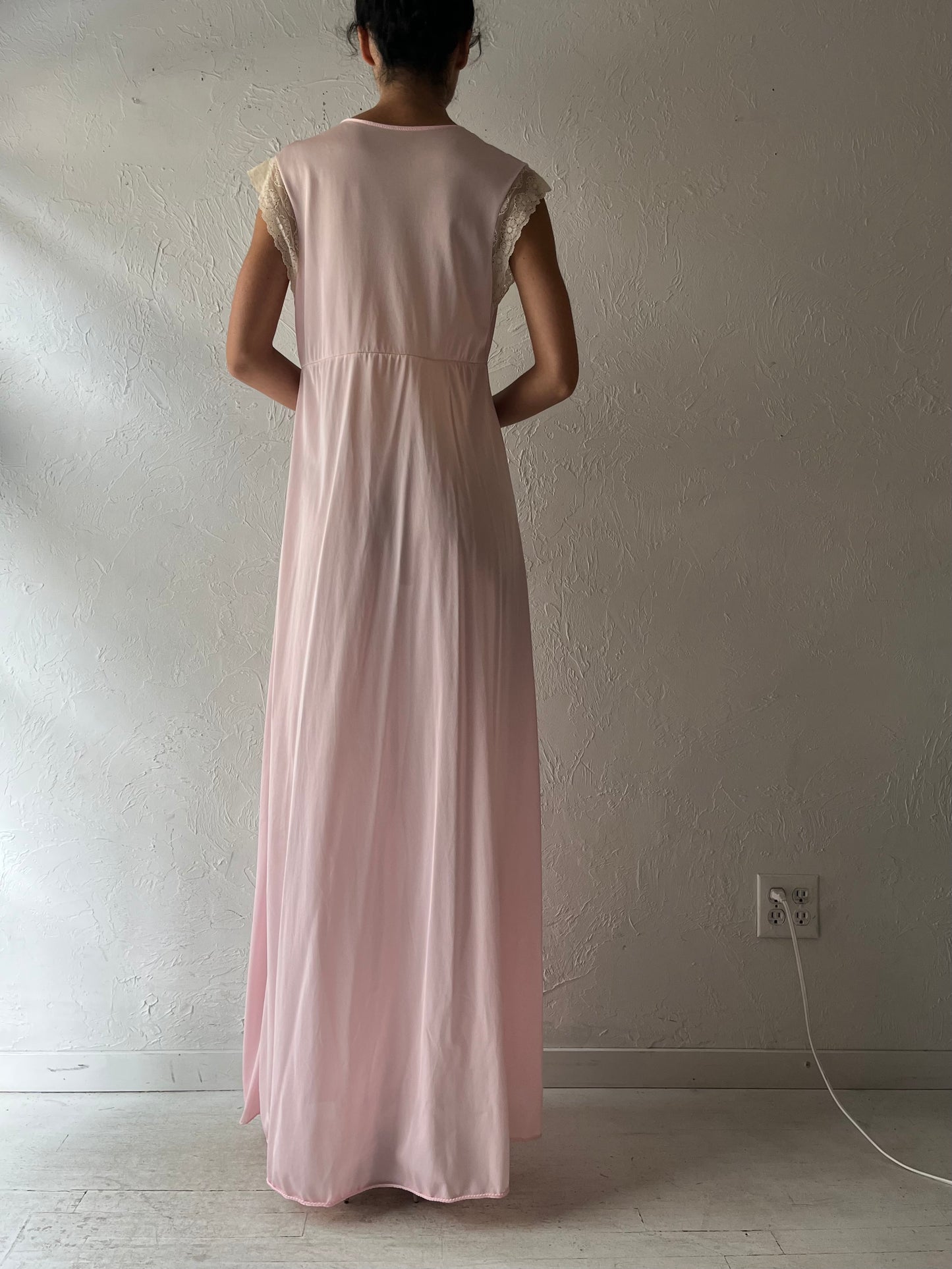 80s 'Tall Girl' Pale Pink Romantic Nylon Lingerie Slip Dress / Small