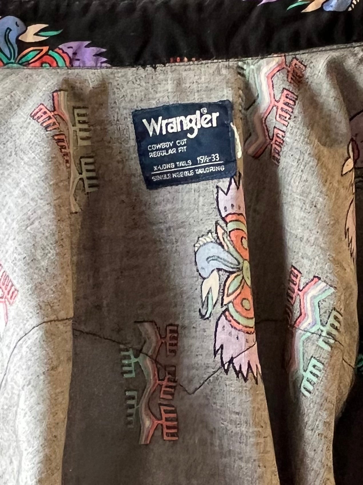 90s ‘Wrangler’ Novelty Print Button Up Western Shirt / Medium