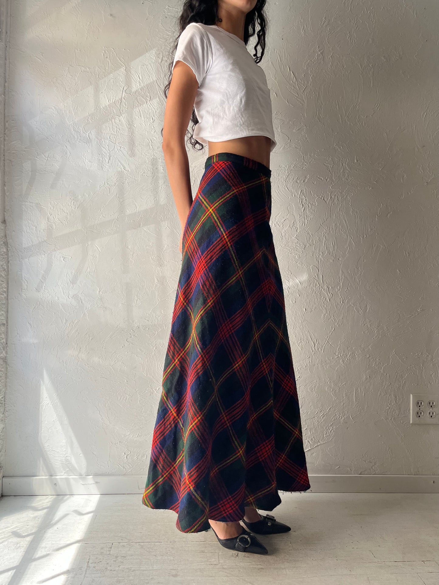 Vintage Plaid Knit Winter Maxi Skirt / Small