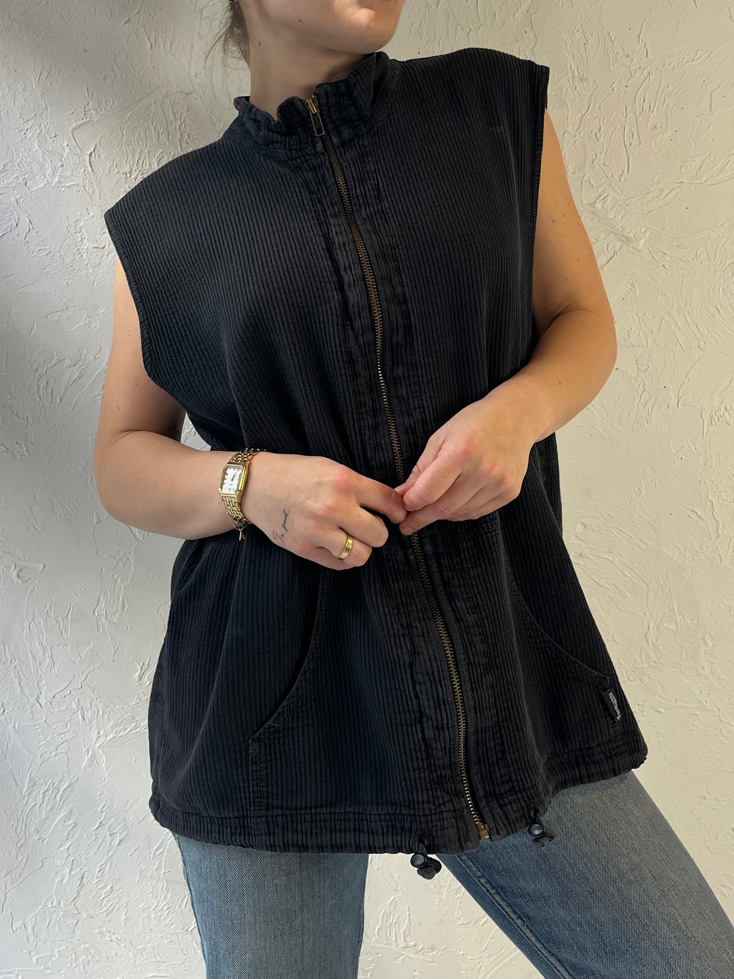 90s ‘Ezze Wear’ Black Zip Up Cotton Vest / Large