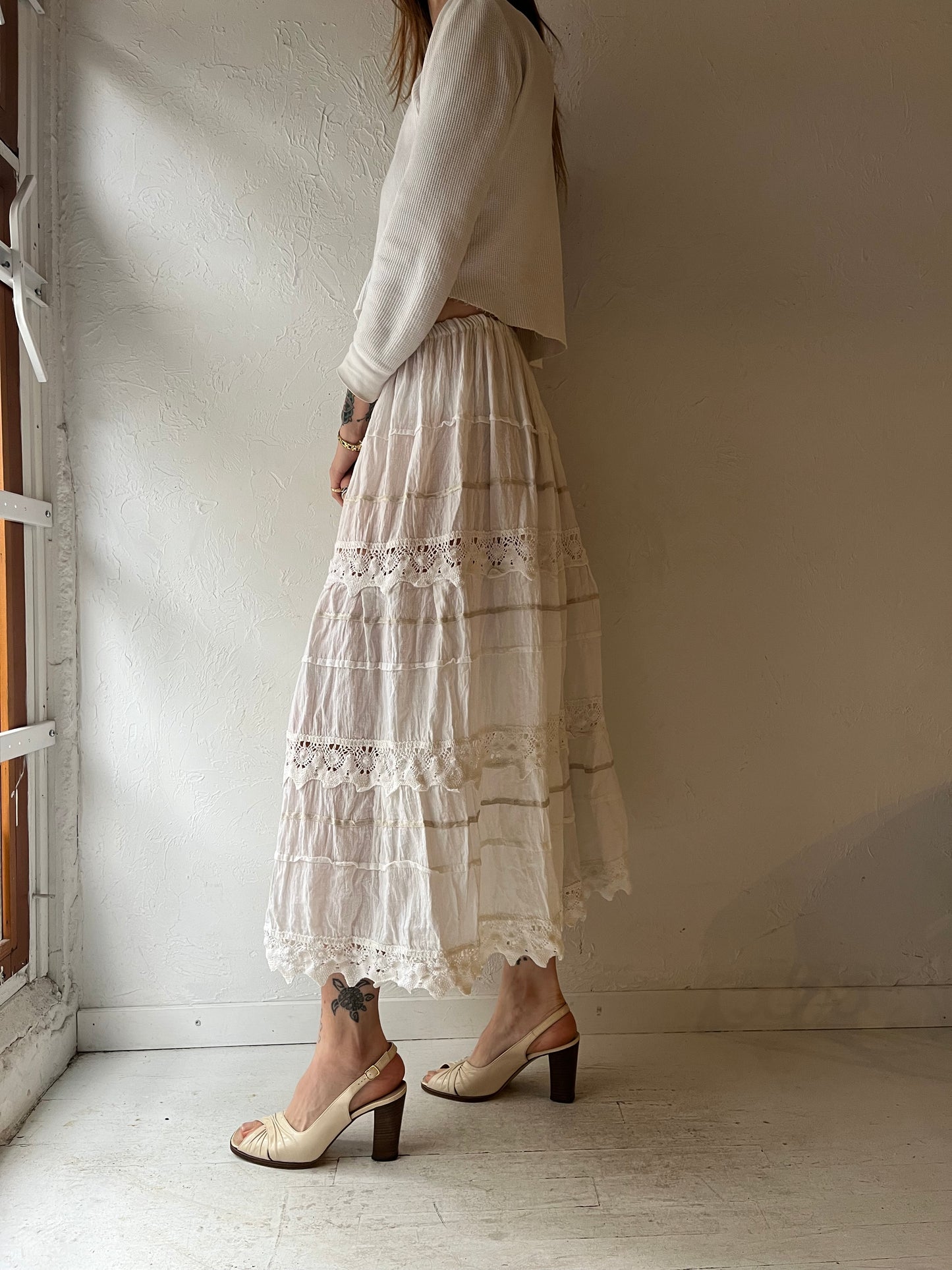 Vintage White Crochet Midi Skirt / Small