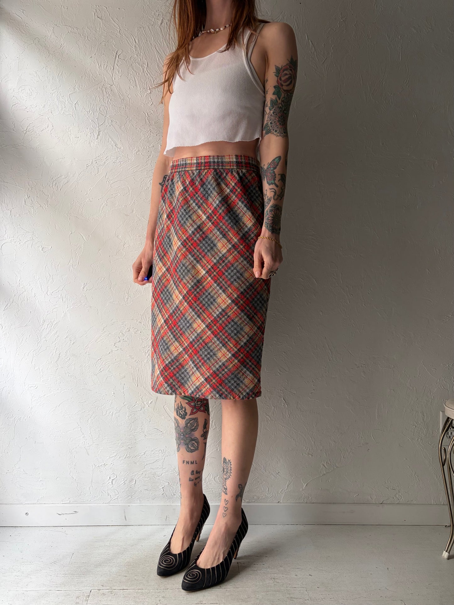 Vintage Handmade Plaid Knit Midi Pencil Skirt / Small