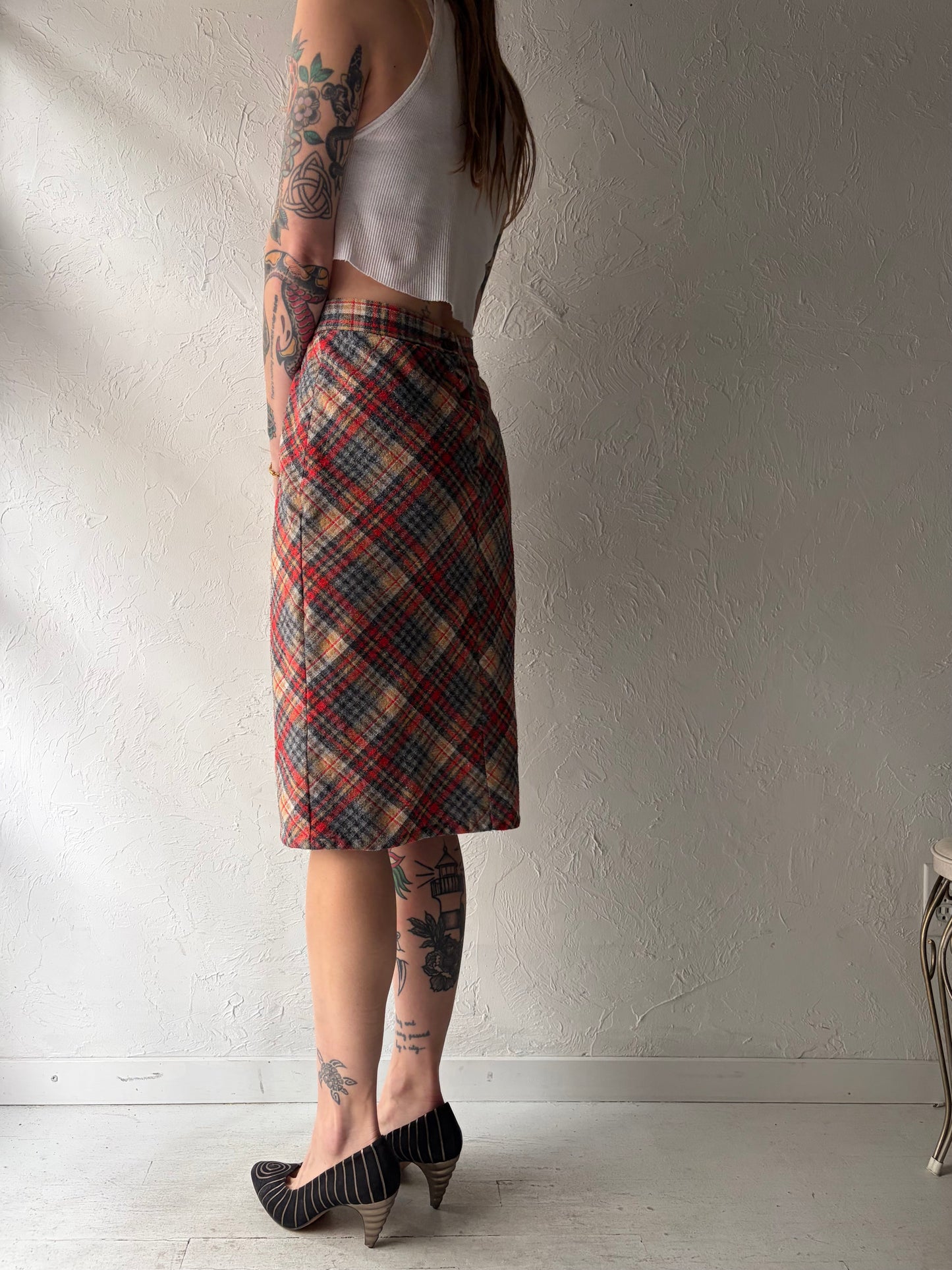 Vintage Handmade Plaid Knit Midi Pencil Skirt / Small