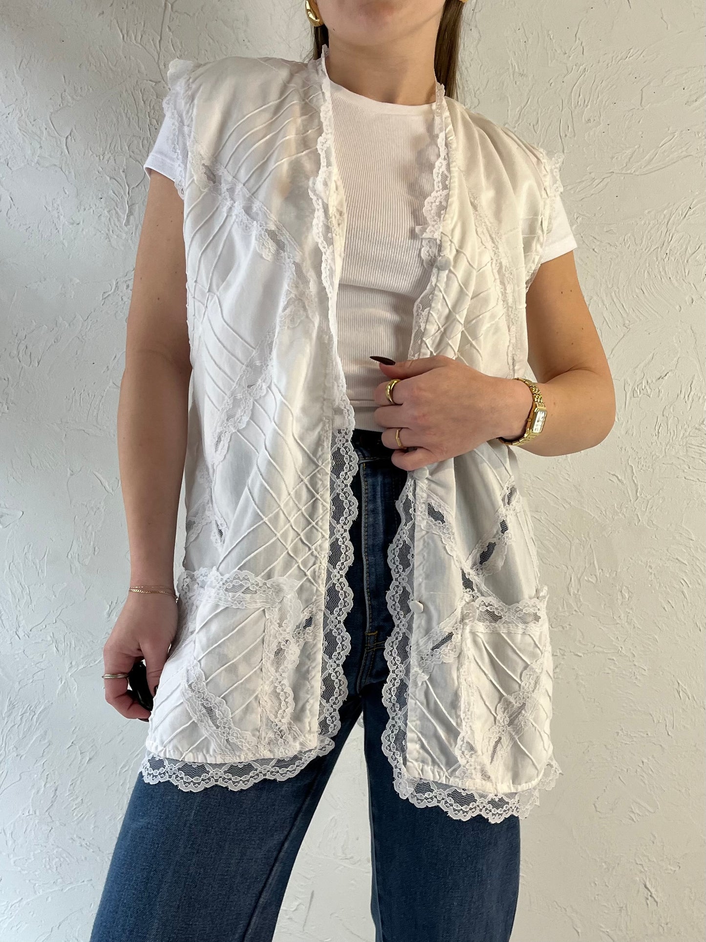 70s White Lace Vest / Medium