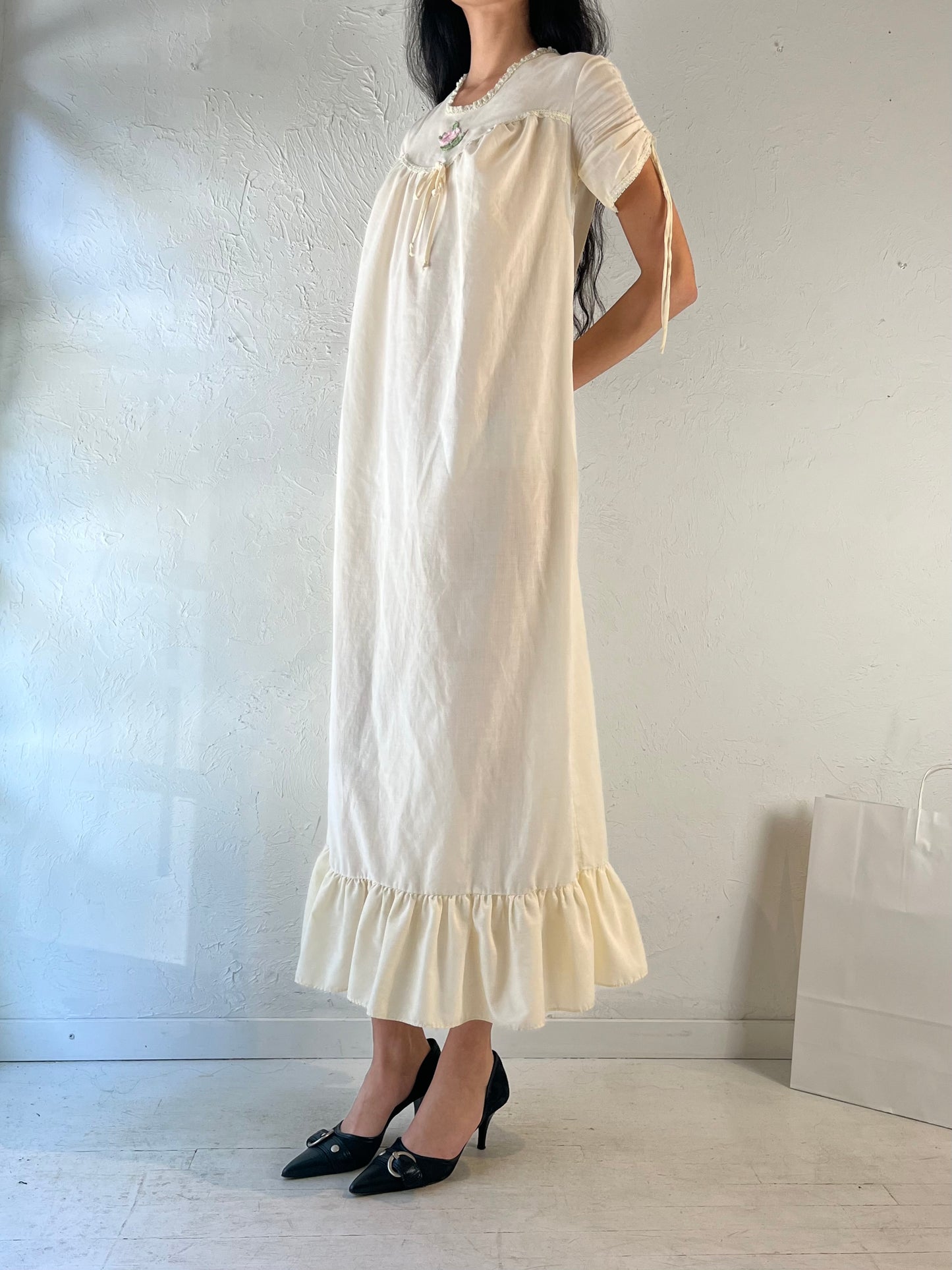 80s Cream Night Dress / Medium