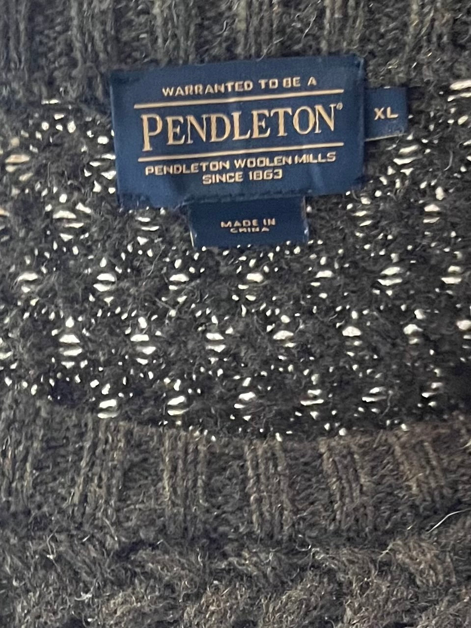 Vintage 'Pendleton' Cable Knit Wool Sweater /  XL