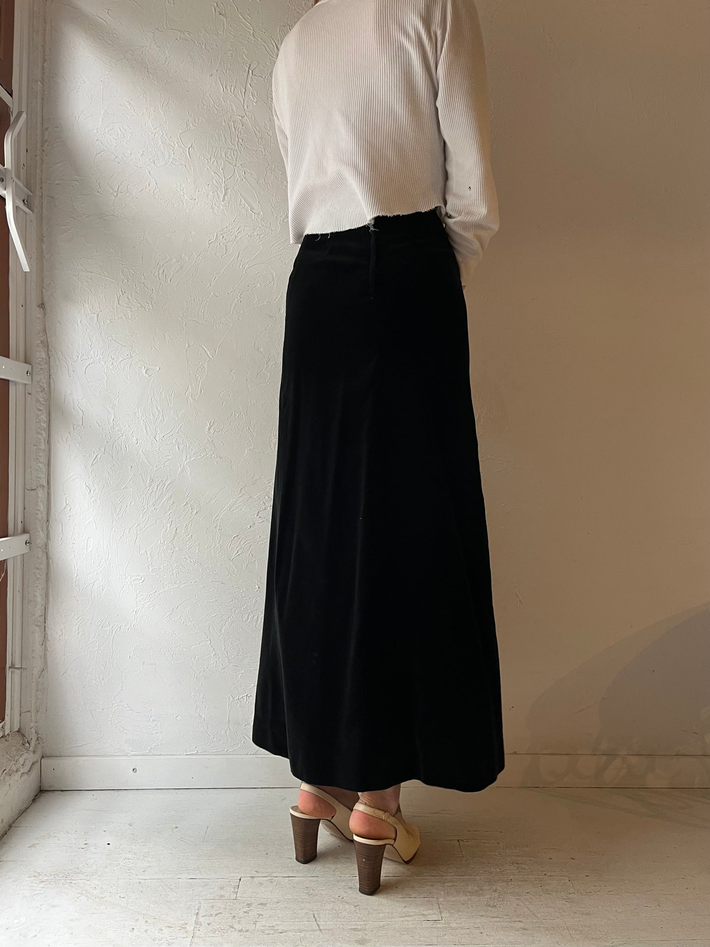 80s Black Velvet Maxi Skirt / XSmall