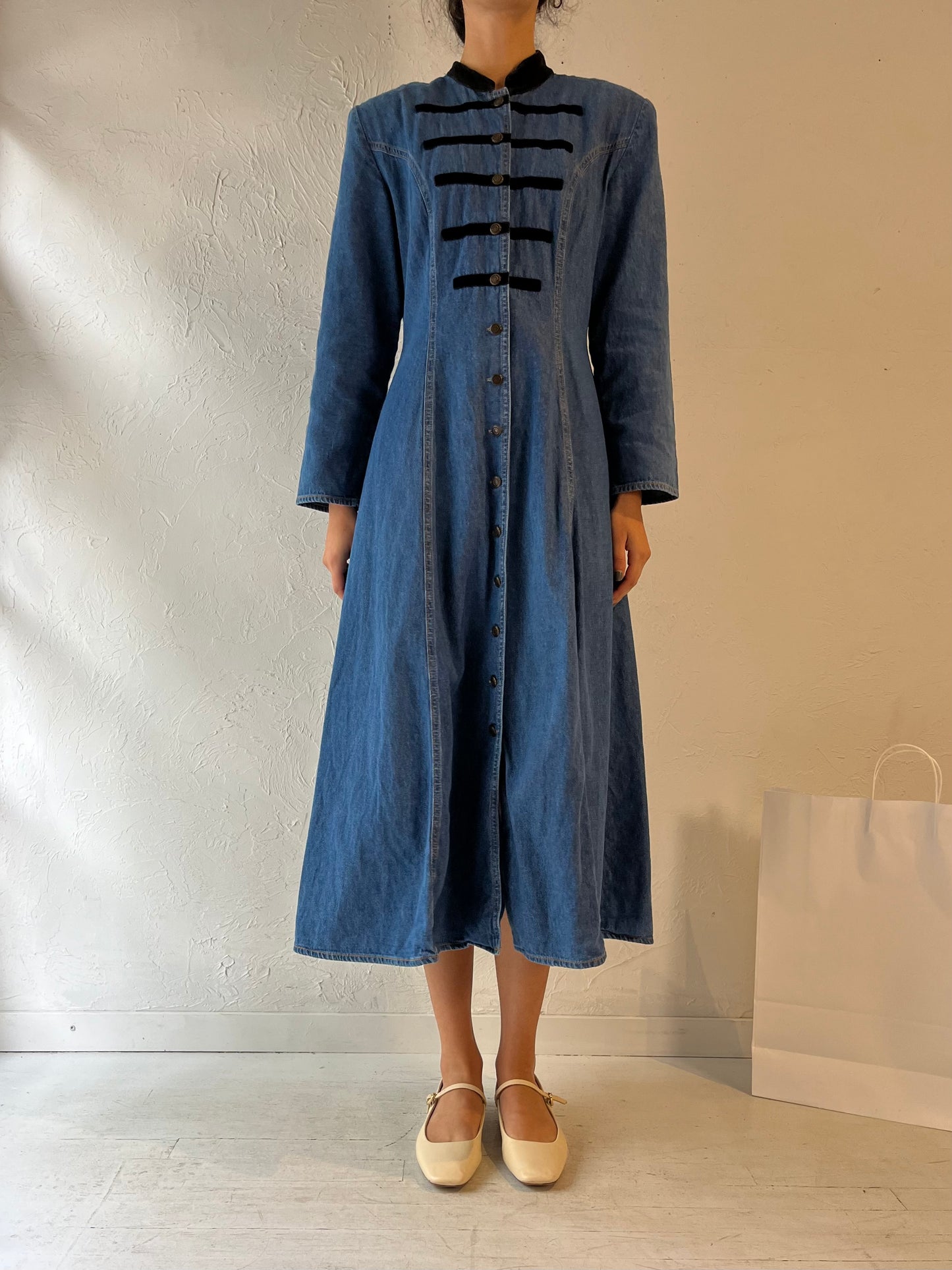 90s 'Sketches' Long Sleeve Denim Dress / Medium