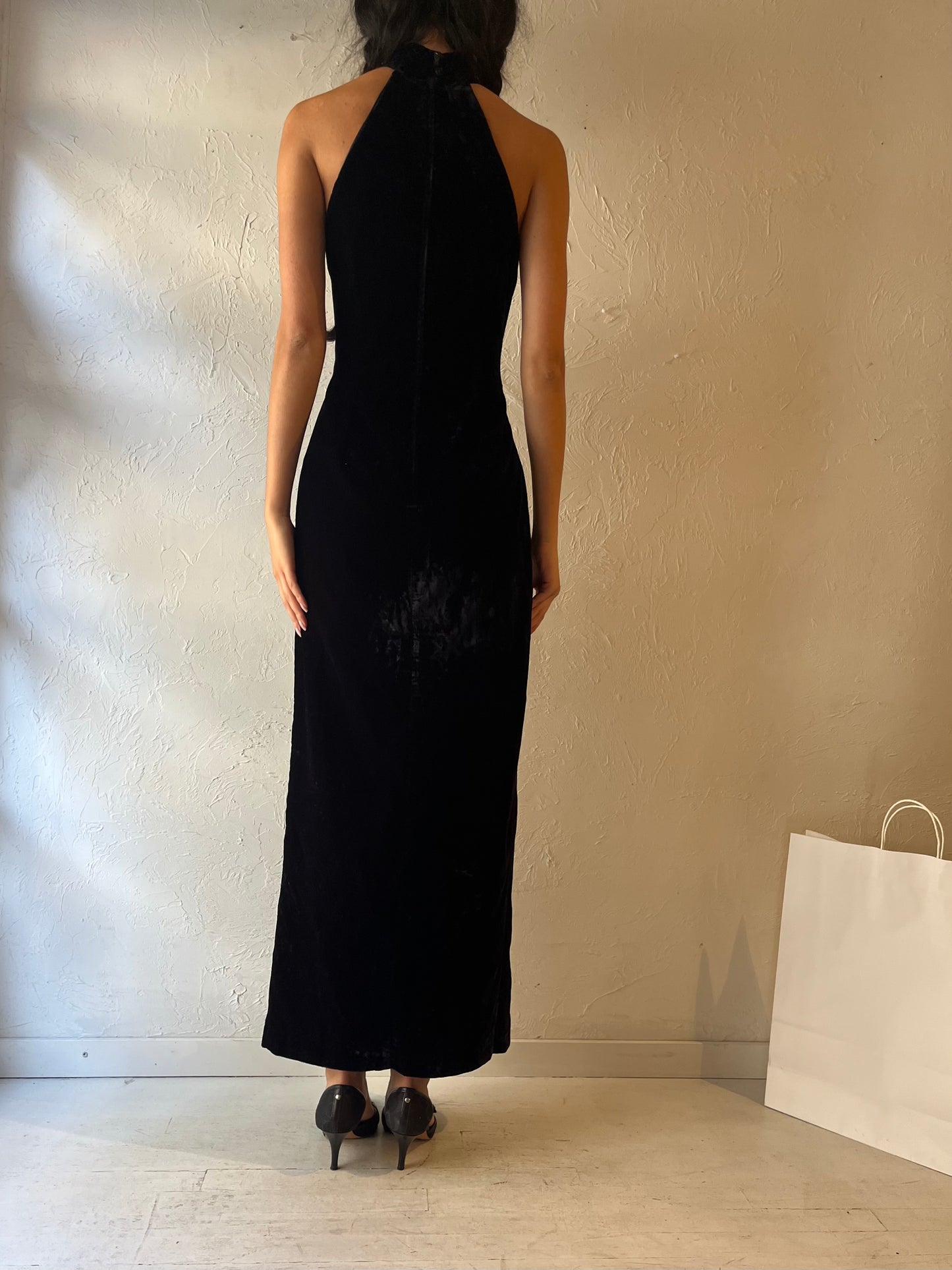 90s Black Velvet Formal Dress / Small