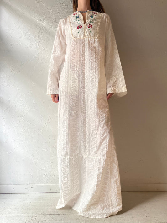 90s 'Lane Bryant' Cream Floral Embroidered Cottagecore Folk Festival Maxi Dress Vintage Bell Sleeve Boho Caftan / Medium