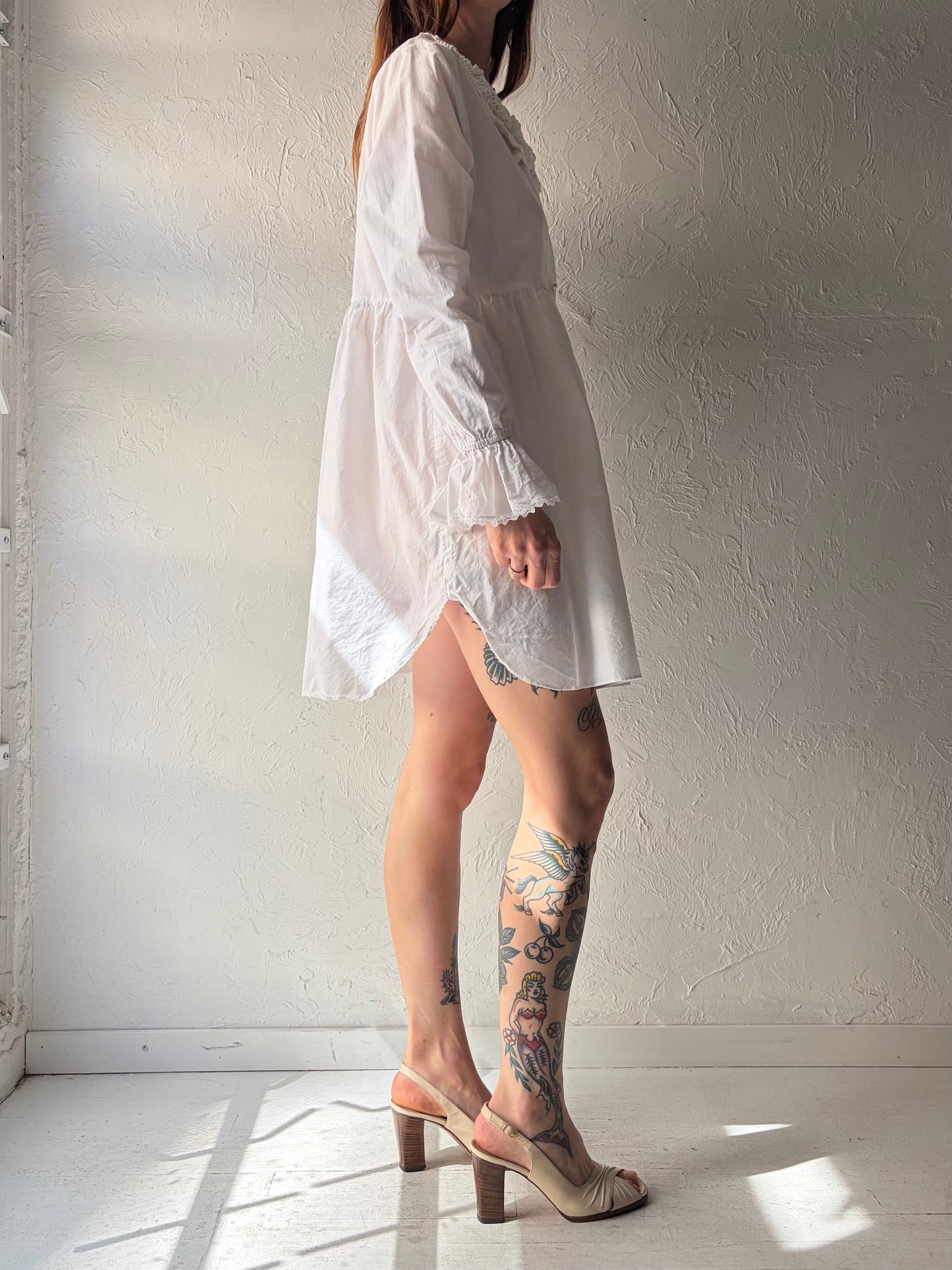 90s White Cotton Cottage Core Long Sleeve Mini Dress / Medium