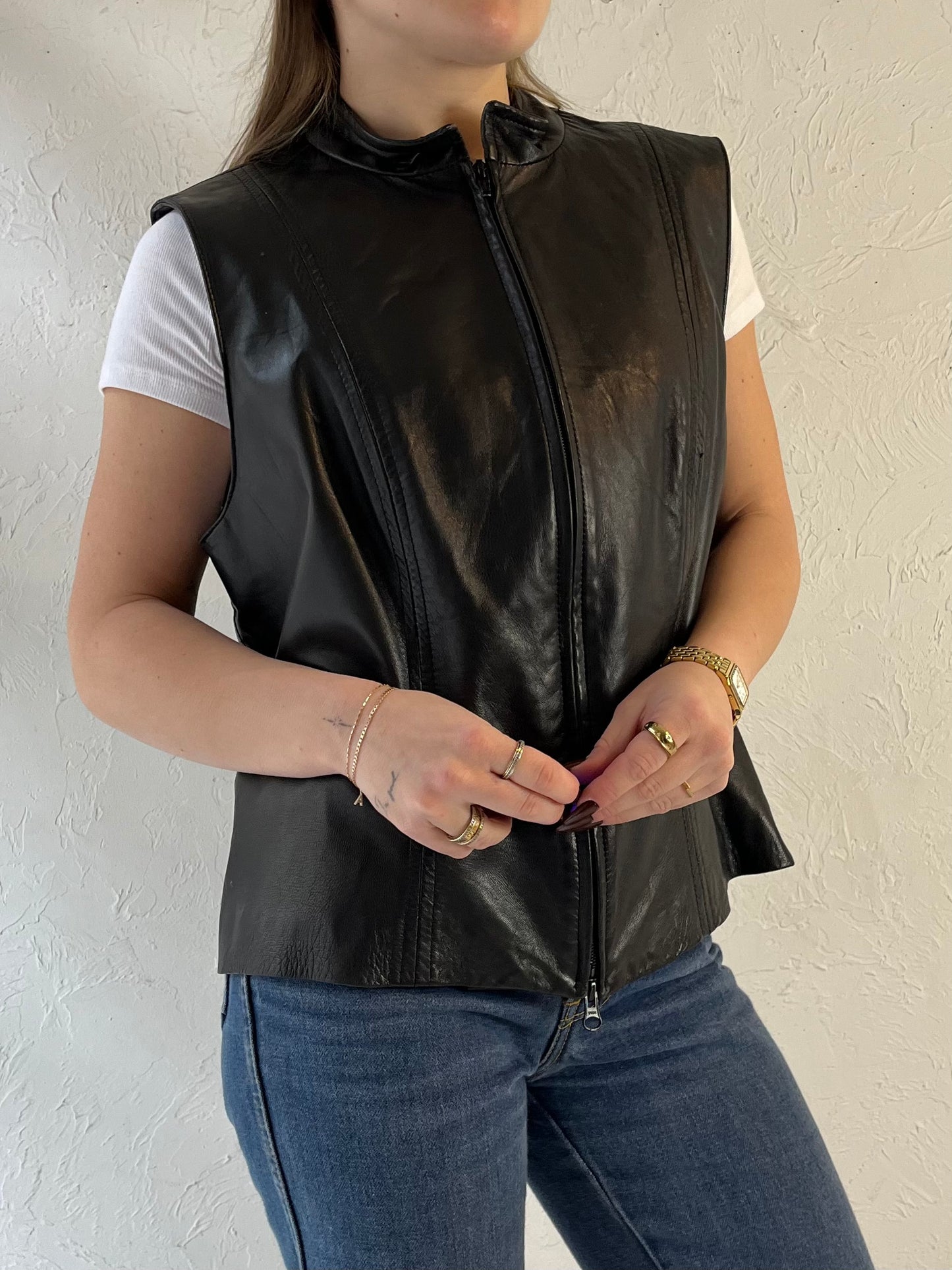 90s ‘Danier’ Black Leather Vest / Large