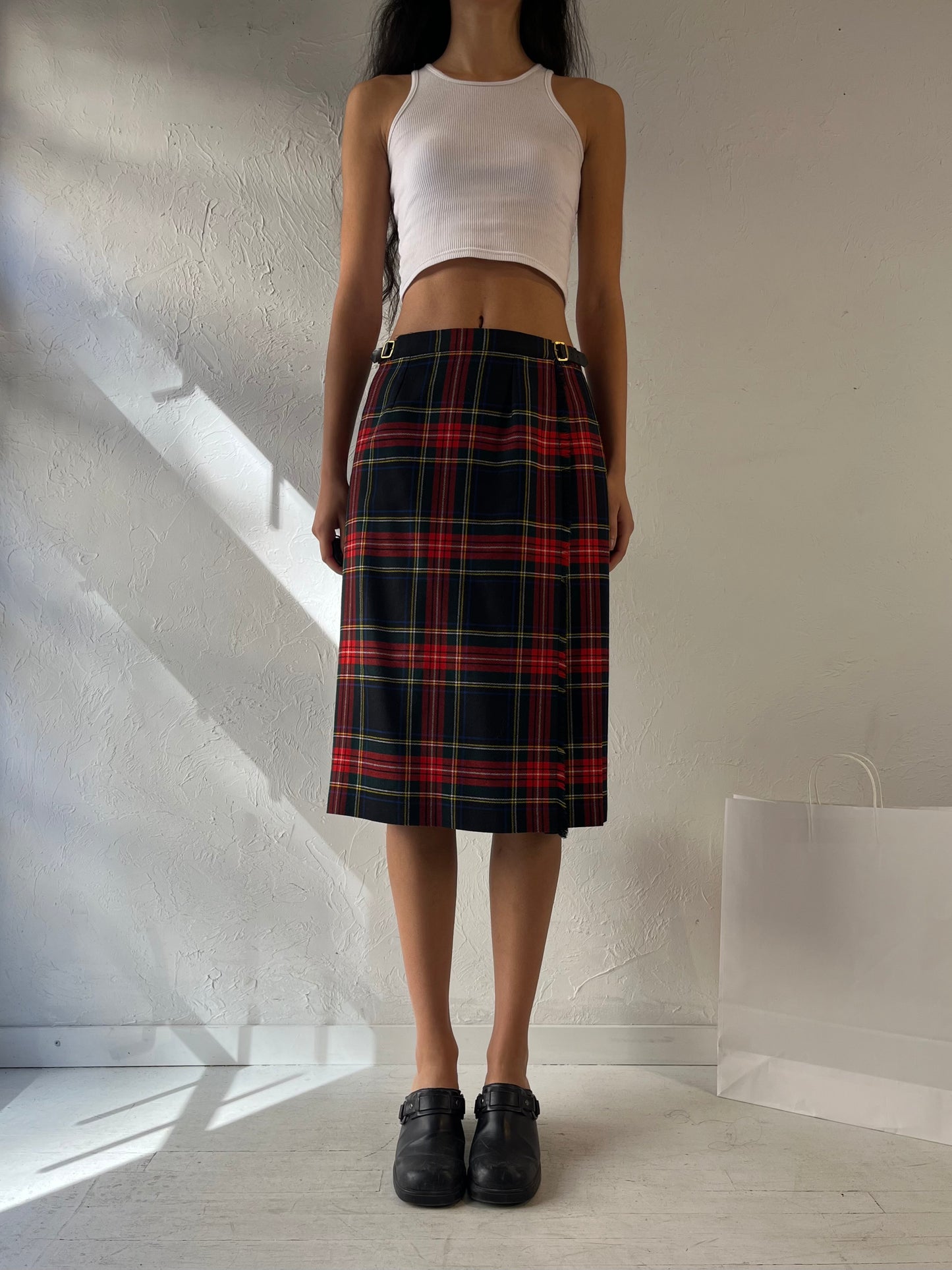 80s ‘Pitlochry of Scotland’ Pleated Plaid Wool Midi Skirt / Medium