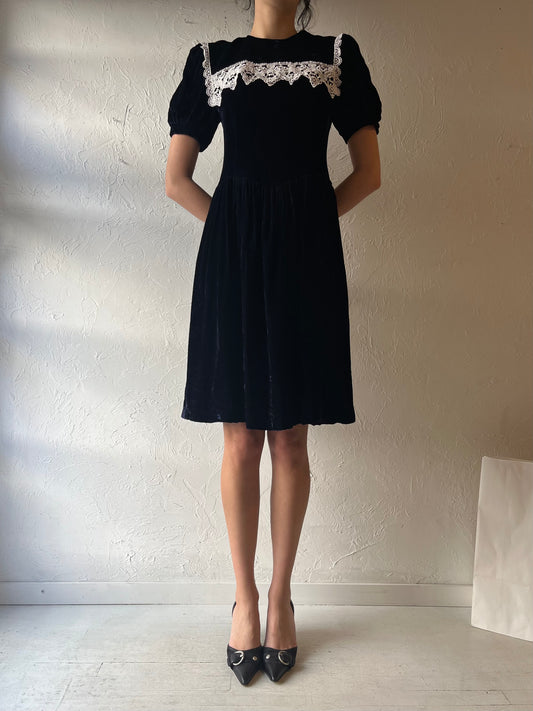 80s 'Jessica McClintock’ Navy Blue Velvet Dress / Small