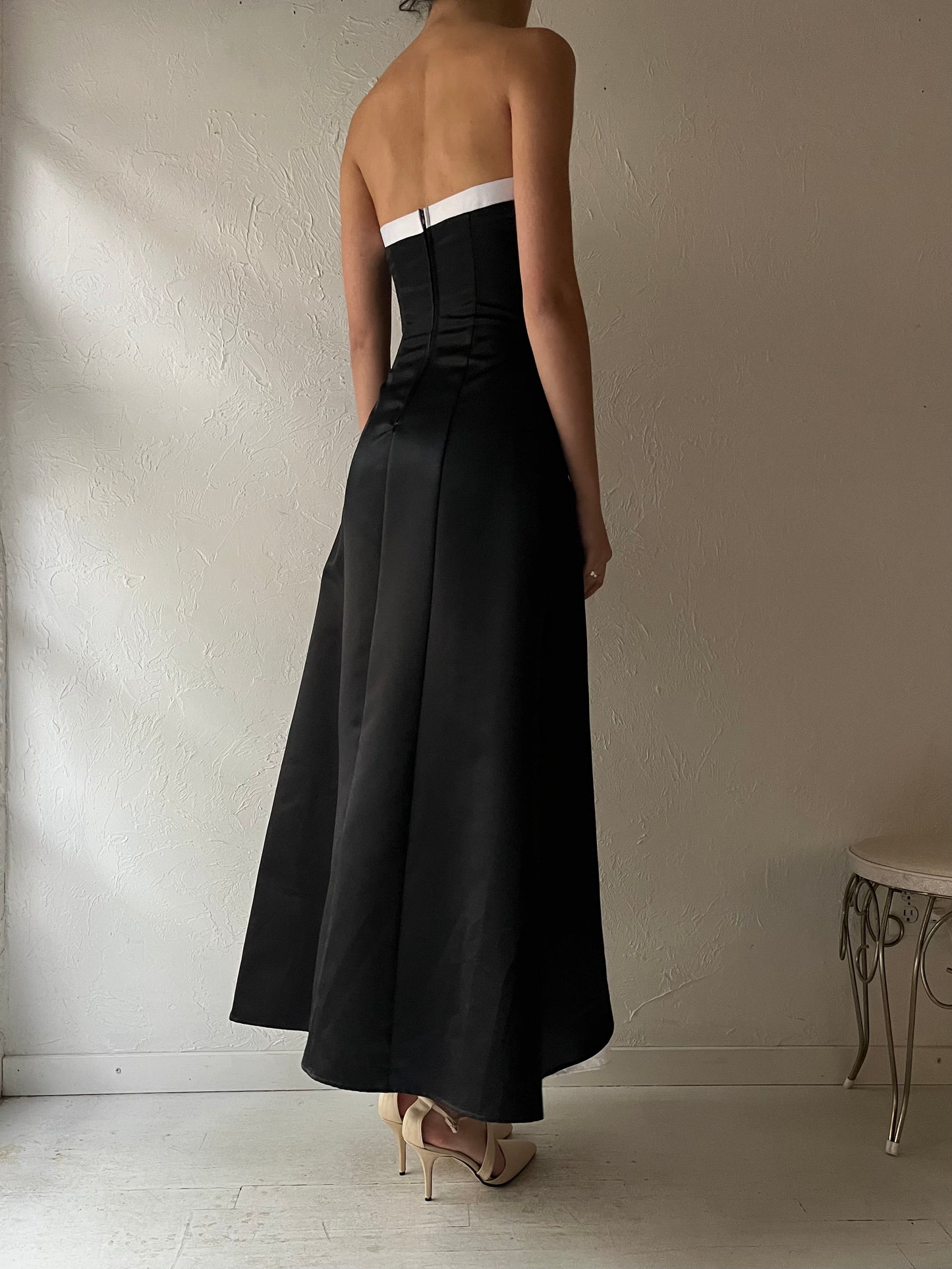 Y2k 'Aspen' Black and White Strapless Dress / Small