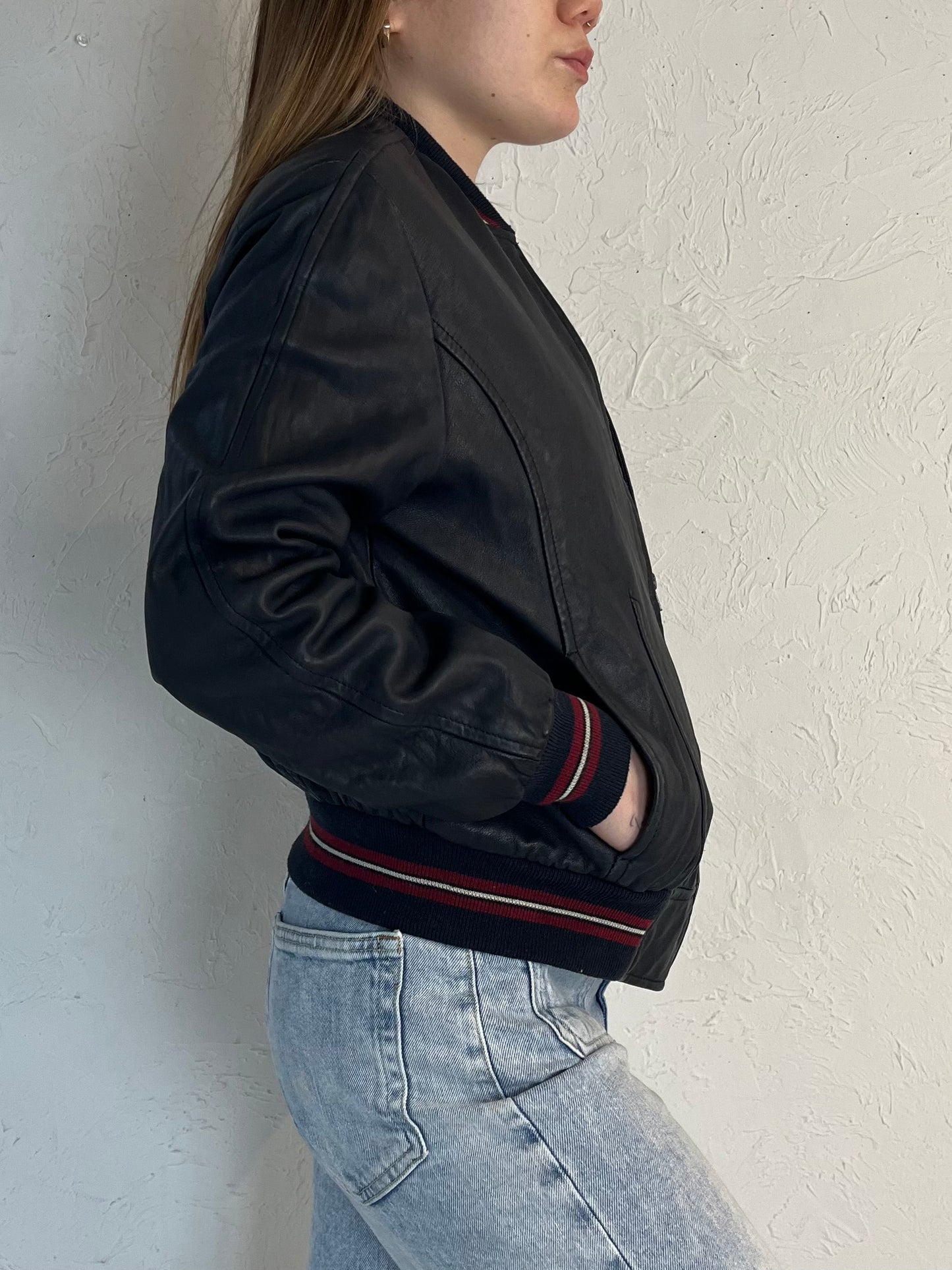 90s ‘Danier’ Navy Blue Leather Bomber Jacket / XS