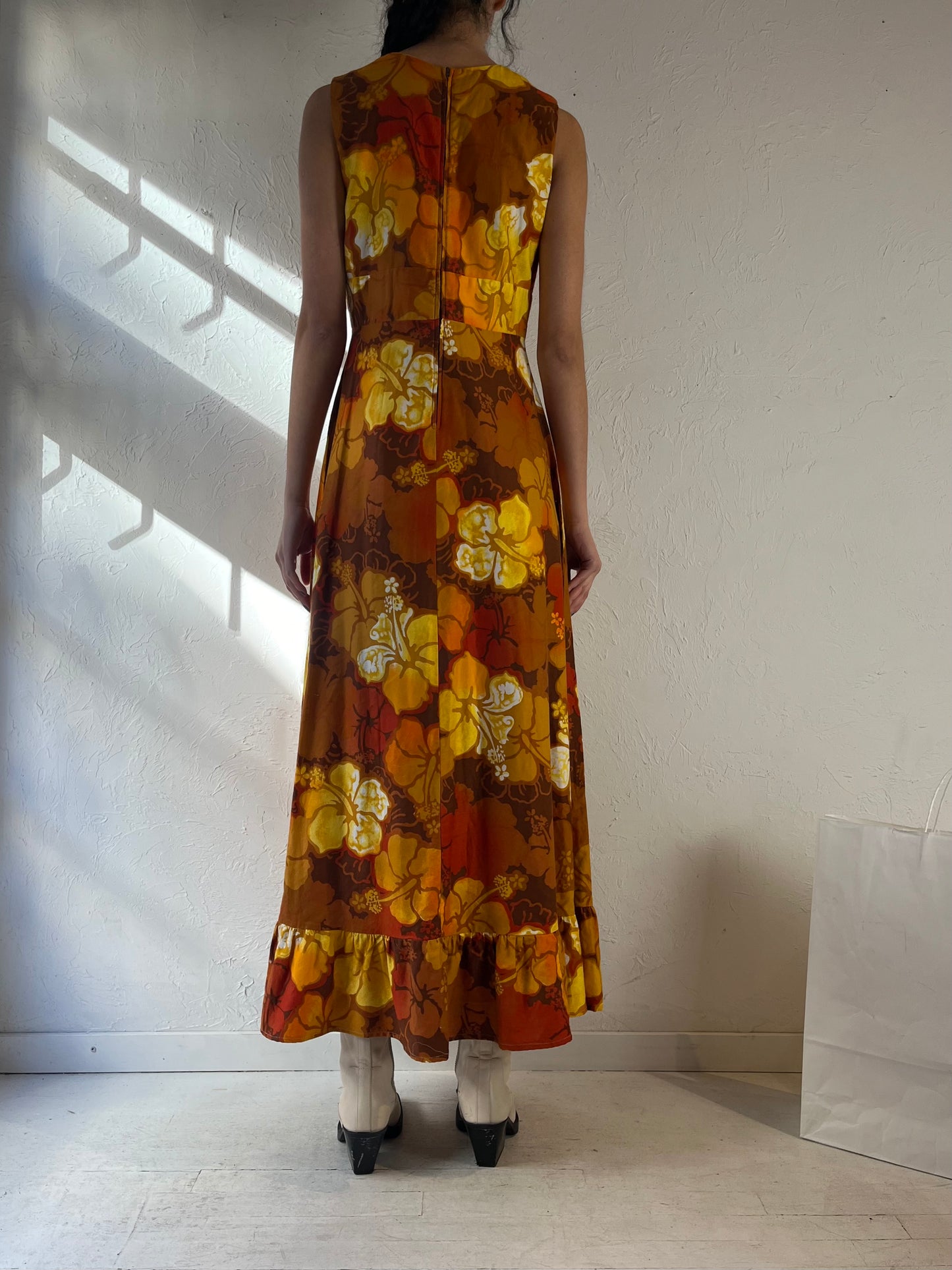 70s Yellow Orange Tropical Print Sleeveless Key Hole Maxi Dress / Small